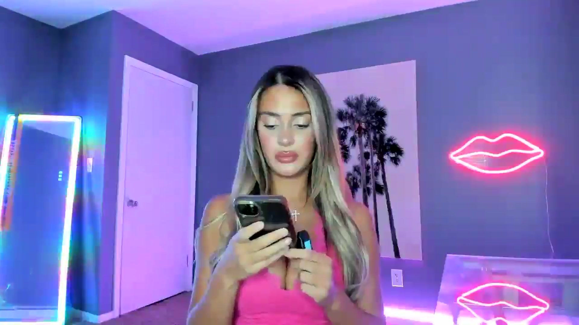 Gallery image thumbnail from SororityGirly's myfreecams stream on, 01/26/2026, 22:40 image 9 of 20