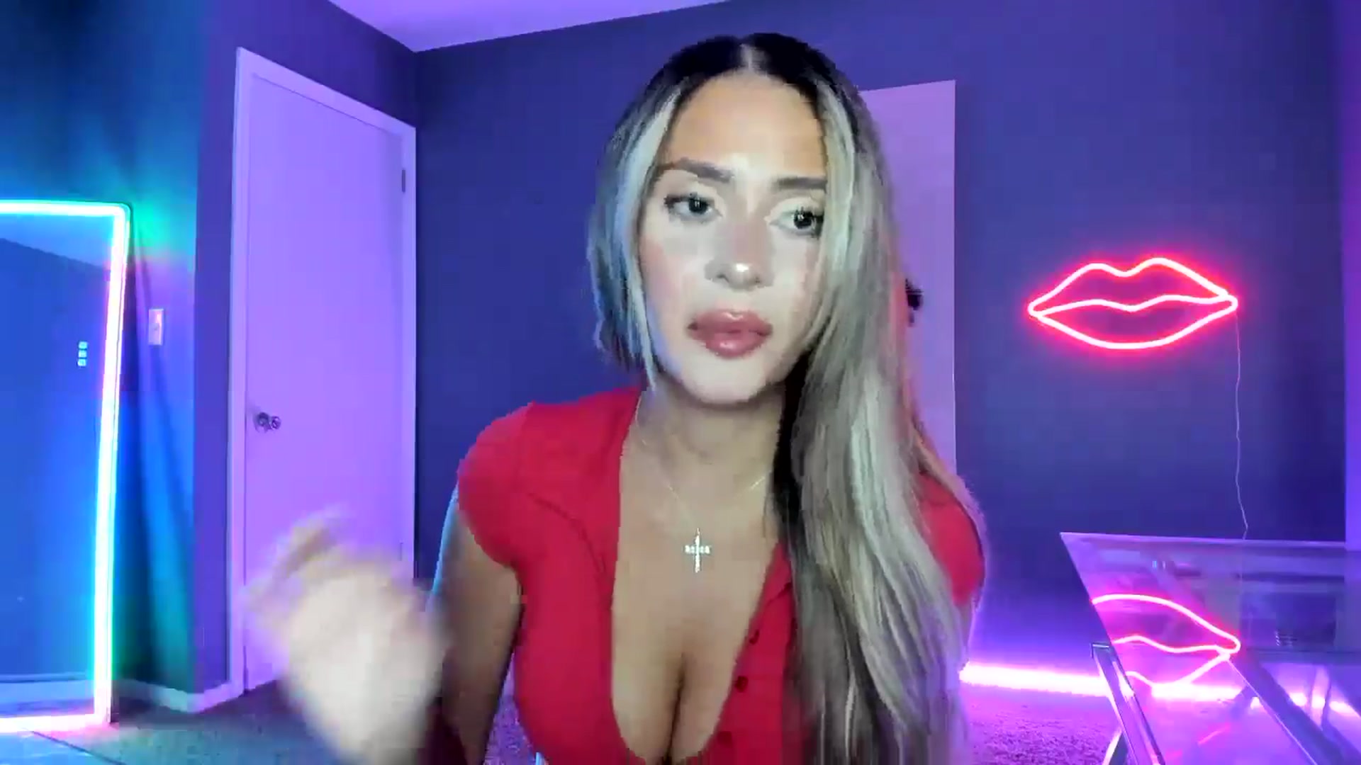 Gallery image thumbnail from SororityGirly's myfreecams stream on, 01/27/2026, 23:47 image 5 of 20