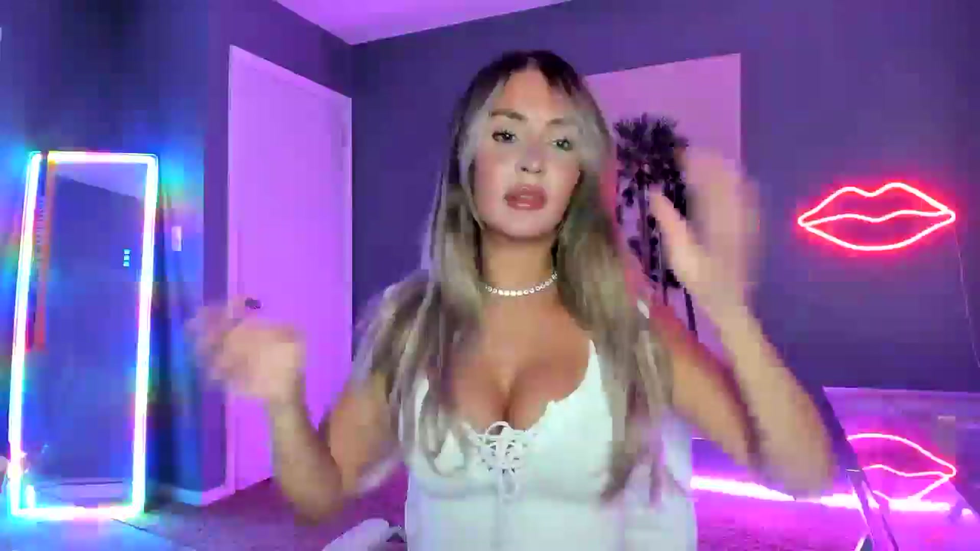 Gallery image thumbnail from SororityGirly's myfreecams stream on, 02/04/2026, 22:59 image 18 of 20