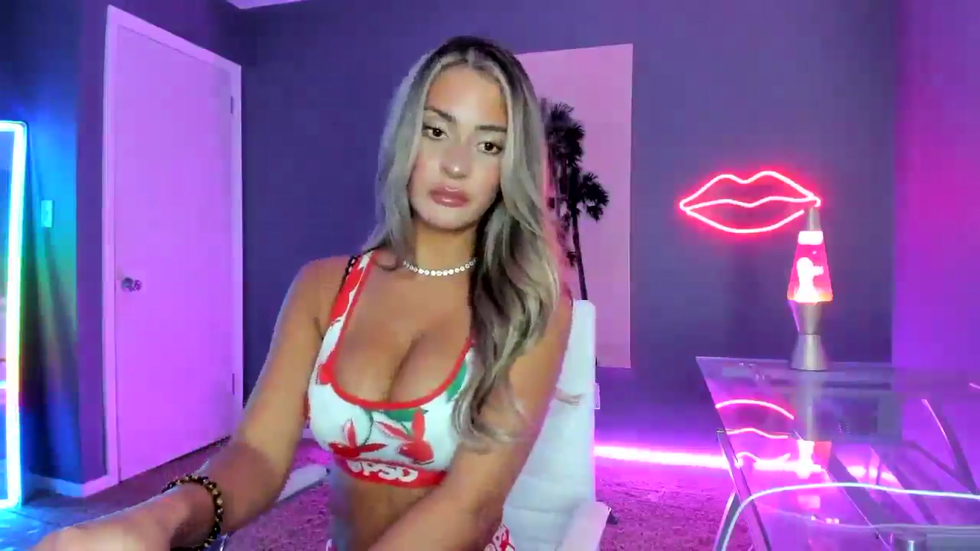 Gallery image thumbnail from SororityGirly's myfreecams stream on, 03/11/2026, 21:43 image 20 of 20