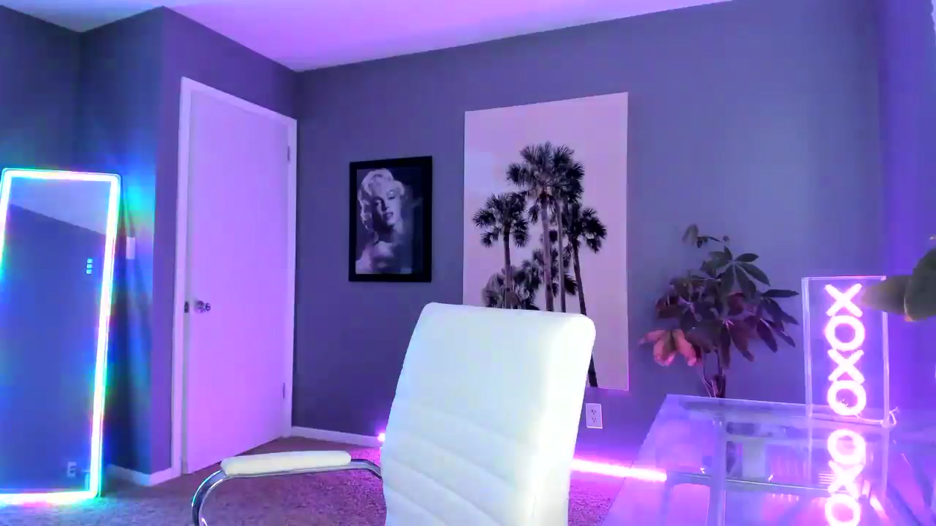 Gallery image thumbnail from Sororitygirl's myfreecams stream on, 05/20/2024, 24:02 image 20 of 20