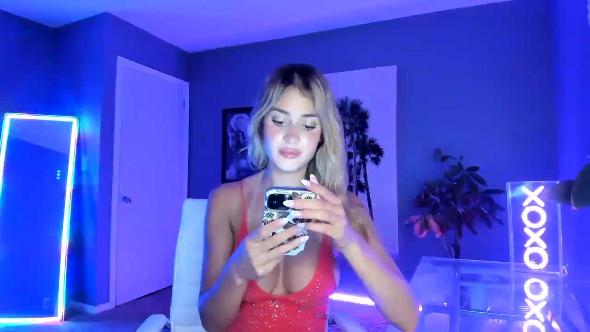 Gallery image thumbnail from Sororitygirl's myfreecams stream on, 05/20/2024, 01:00 image 19 of 20