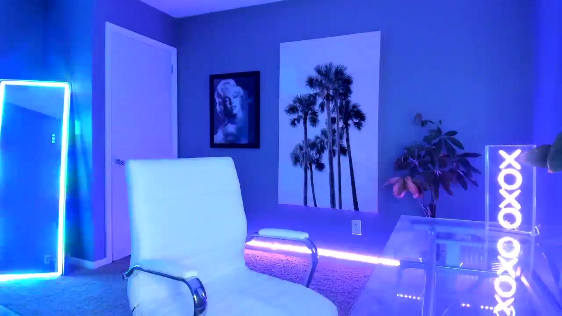 Gallery image thumbnail from Sororitygirl's myfreecams stream on, 05/20/2024, 01:00 image 15 of 20