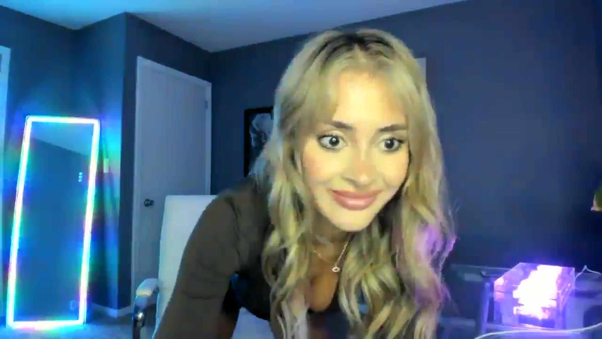 Gallery image thumbnail from Sororitygirl's myfreecams stream on, 06/02/2024, 03:16 image 20 of 20