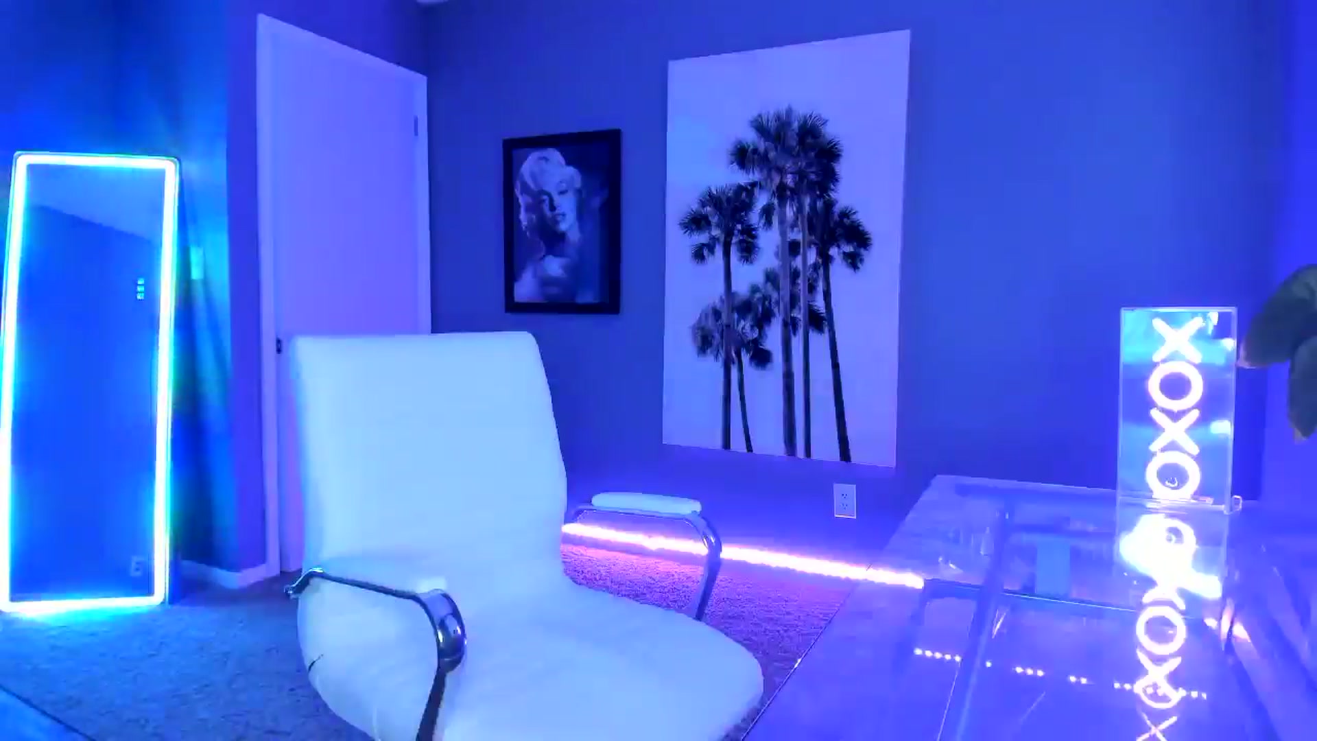 Gallery image thumbnail from Sororitygirl's myfreecams stream on, 06/05/2024, 24:43 image 13 of 20