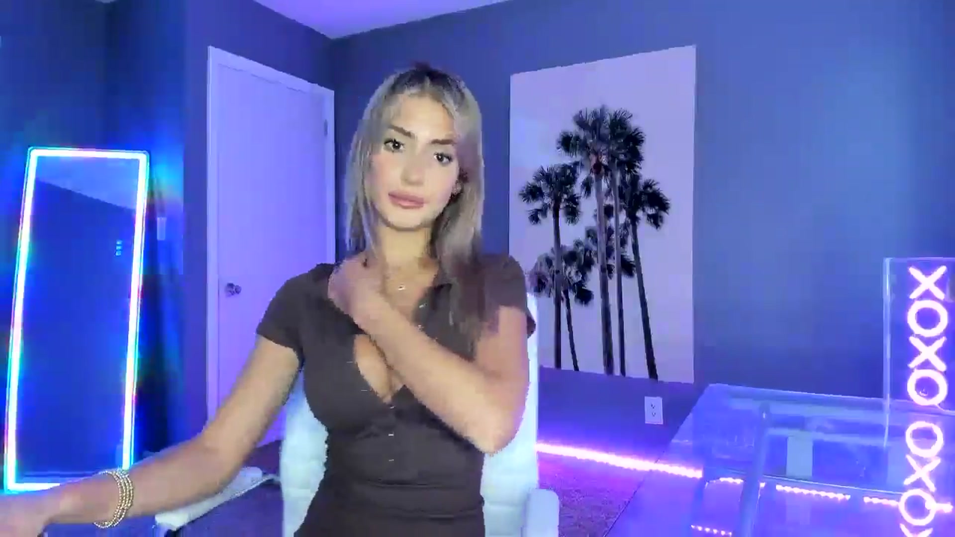 Gallery image thumbnail from Sororitygirl's myfreecams stream on, 06/12/2024, 23:42 image 13 of 20