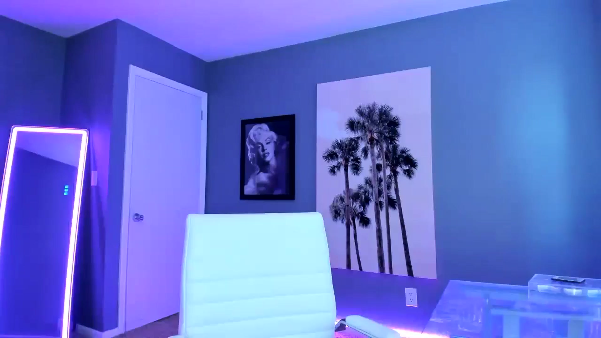 Gallery image thumbnail from Sororitygirl's myfreecams stream on, 06/19/2024, 23:30 image 20 of 20