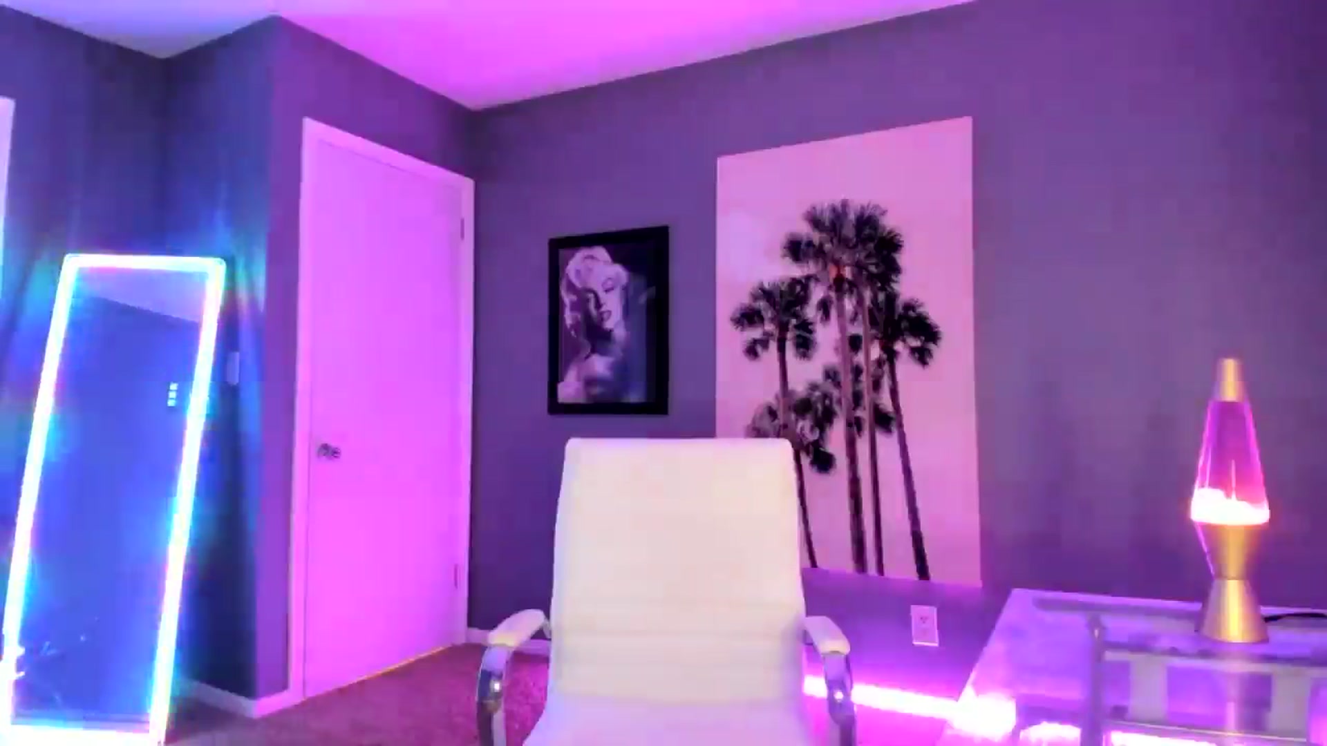 Gallery image thumbnail from Sororitygirl's myfreecams stream on, 11/18/2024, 23:43 image 20 of 20