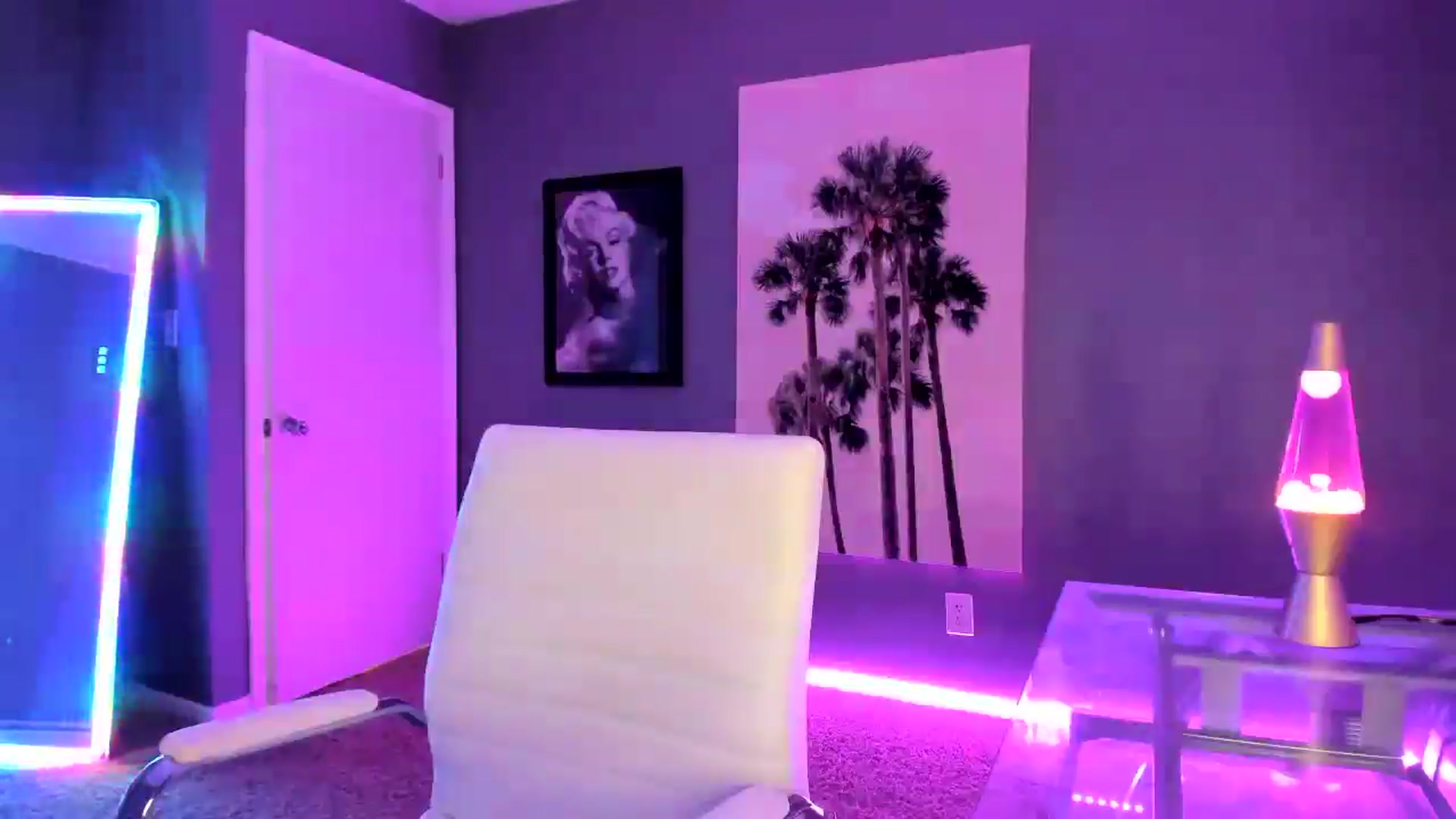 Gallery image thumbnail from Sororitygirl's myfreecams stream on, 11/23/2024, 01:00 image 20 of 20