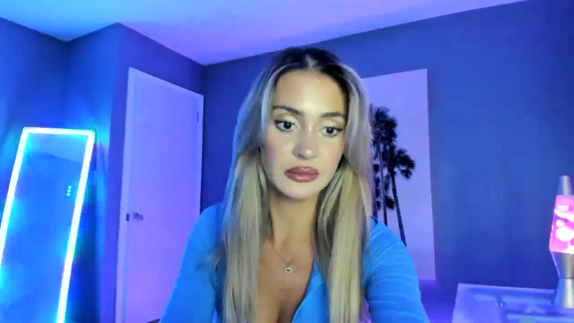 Gallery image thumbnail from Sororitygirl's myfreecams stream on, 01/18/2025, 02:19 image 18 of 20