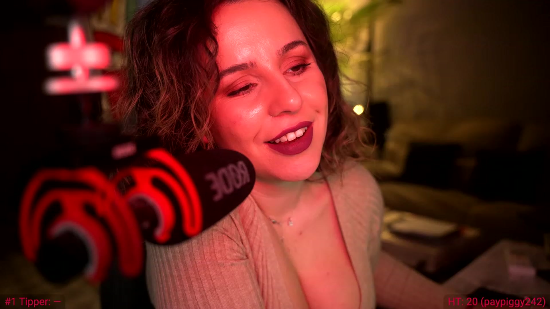 Gallery image thumbnail from SoulVibe's myfreecams stream on, 03/06/2024, 12:20 image 19 of 20