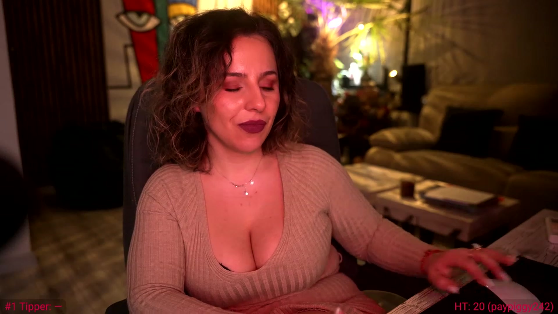 Gallery image thumbnail from SoulVibe's myfreecams stream on, 03/06/2024, 12:20 image 9 of 20