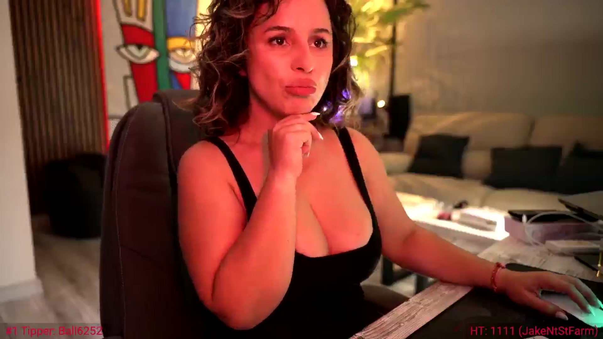 Gallery image thumbnail from SoulVibe's myfreecams stream on, 06/05/2024, 09:30 image 12 of 20