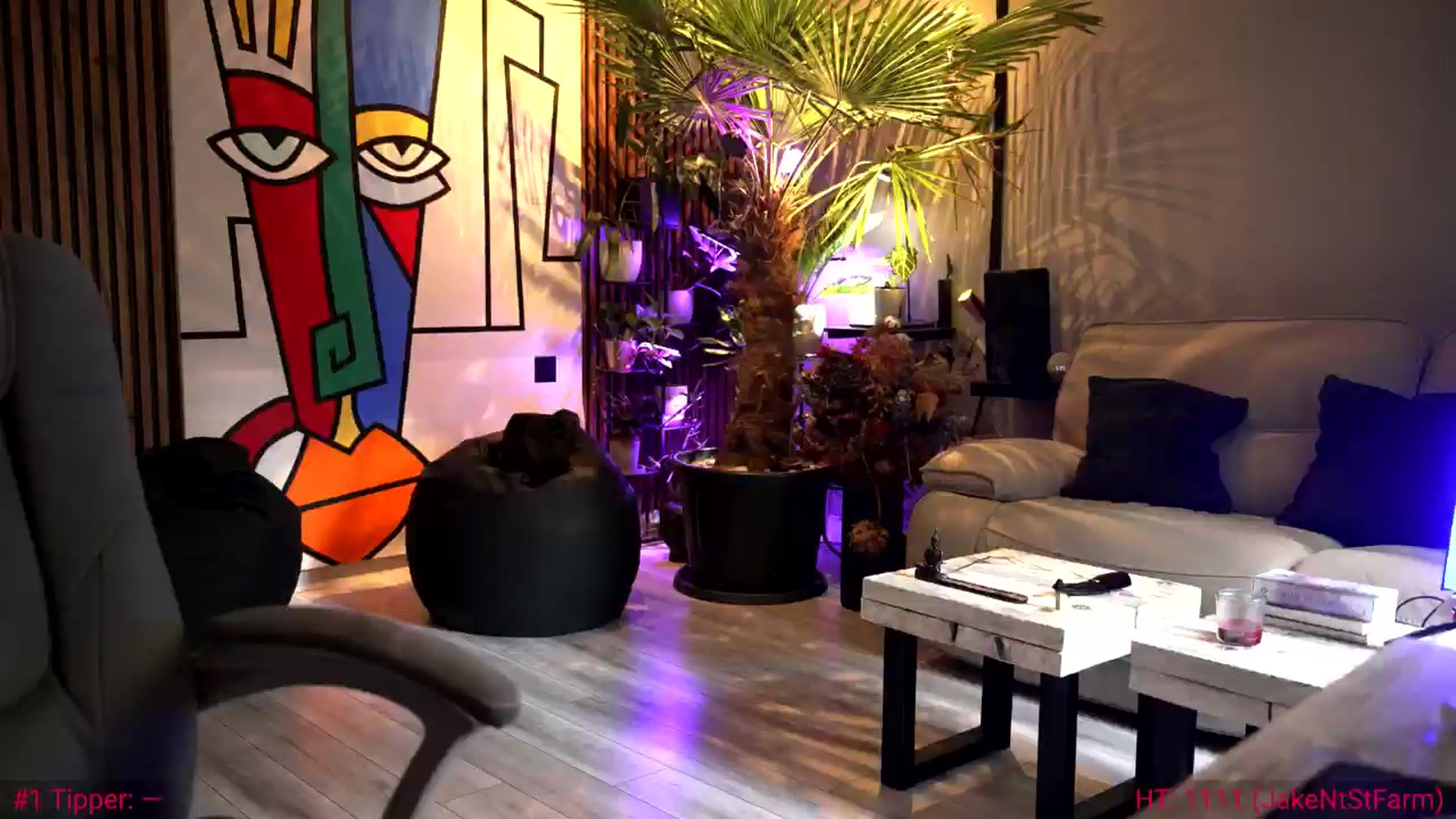 Gallery image thumbnail from SoulVibe's myfreecams stream on, 06/06/2024, 06:36 image 14 of 20