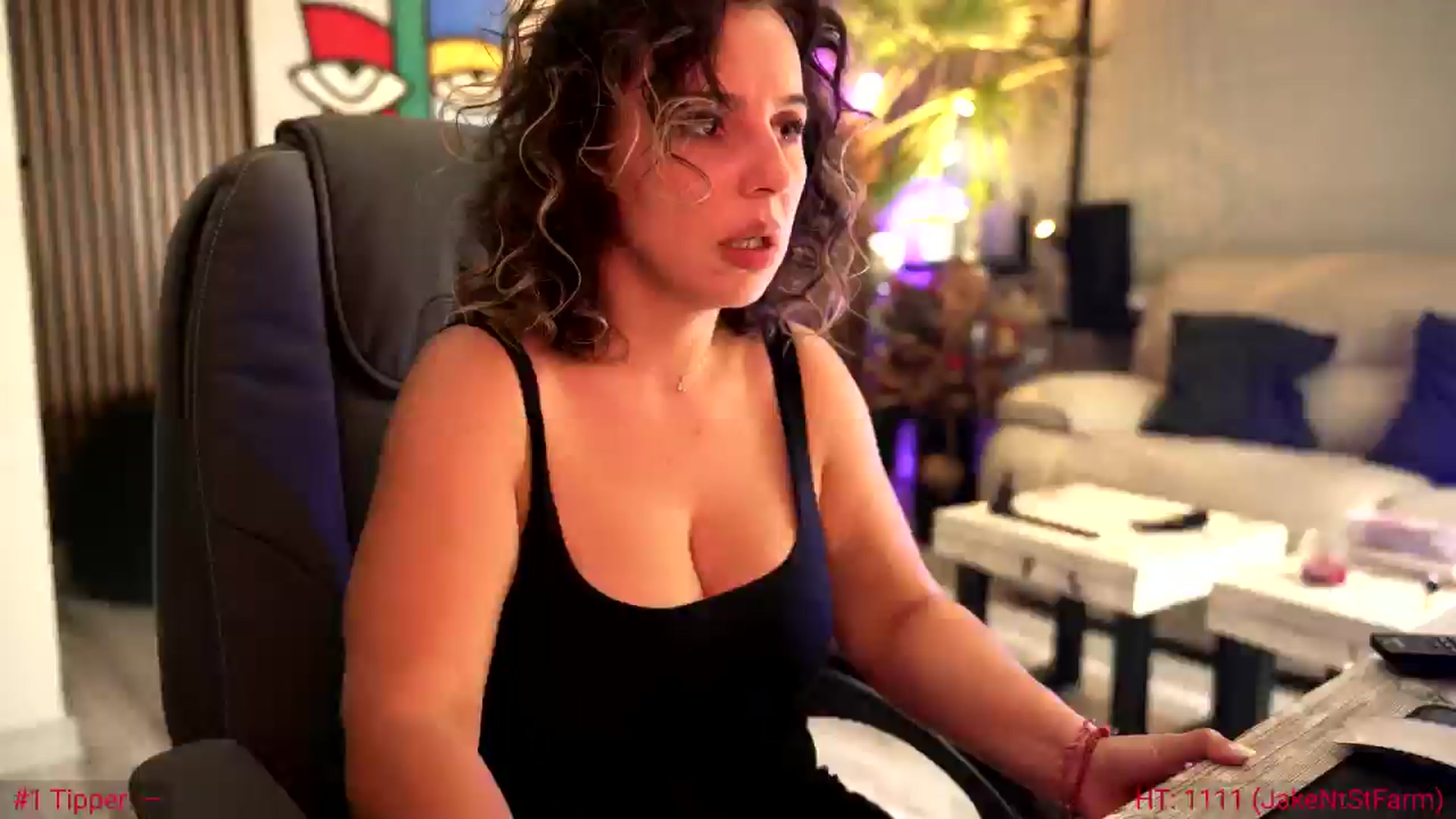 Gallery image thumbnail from SoulVibe's myfreecams stream on, 06/06/2024, 08:42 image 5 of 20