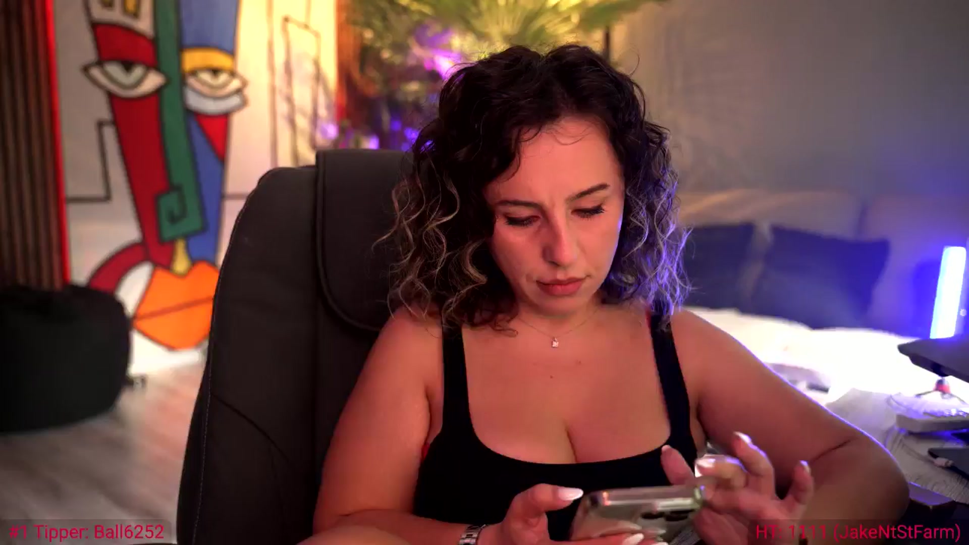 Gallery image thumbnail from SoulVibe's myfreecams stream on, 06/10/2024, 07:06 image 9 of 20