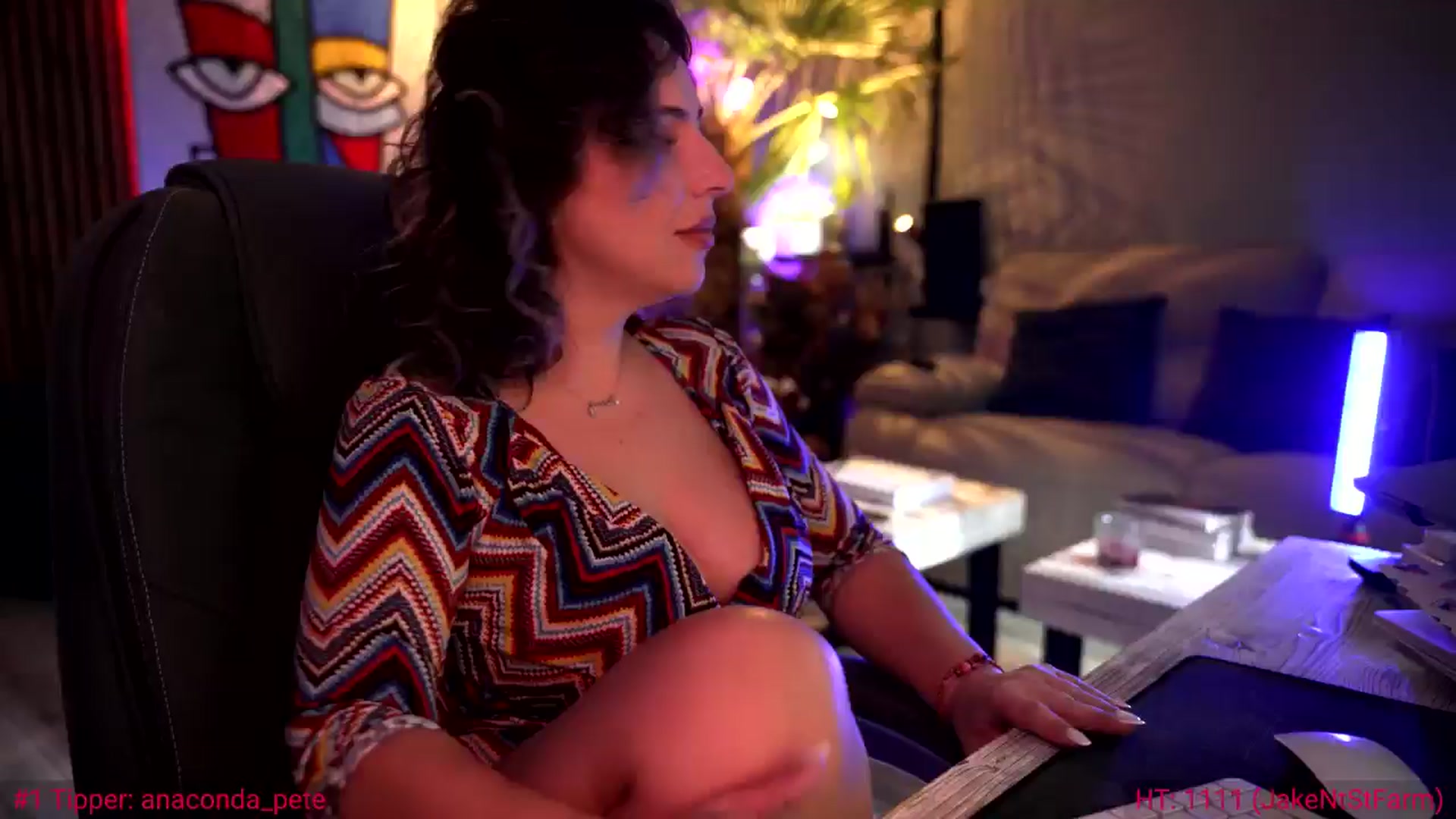 Gallery image thumbnail from SoulVibe's myfreecams stream on, 06/12/2024, 08:10 image 1 of 20