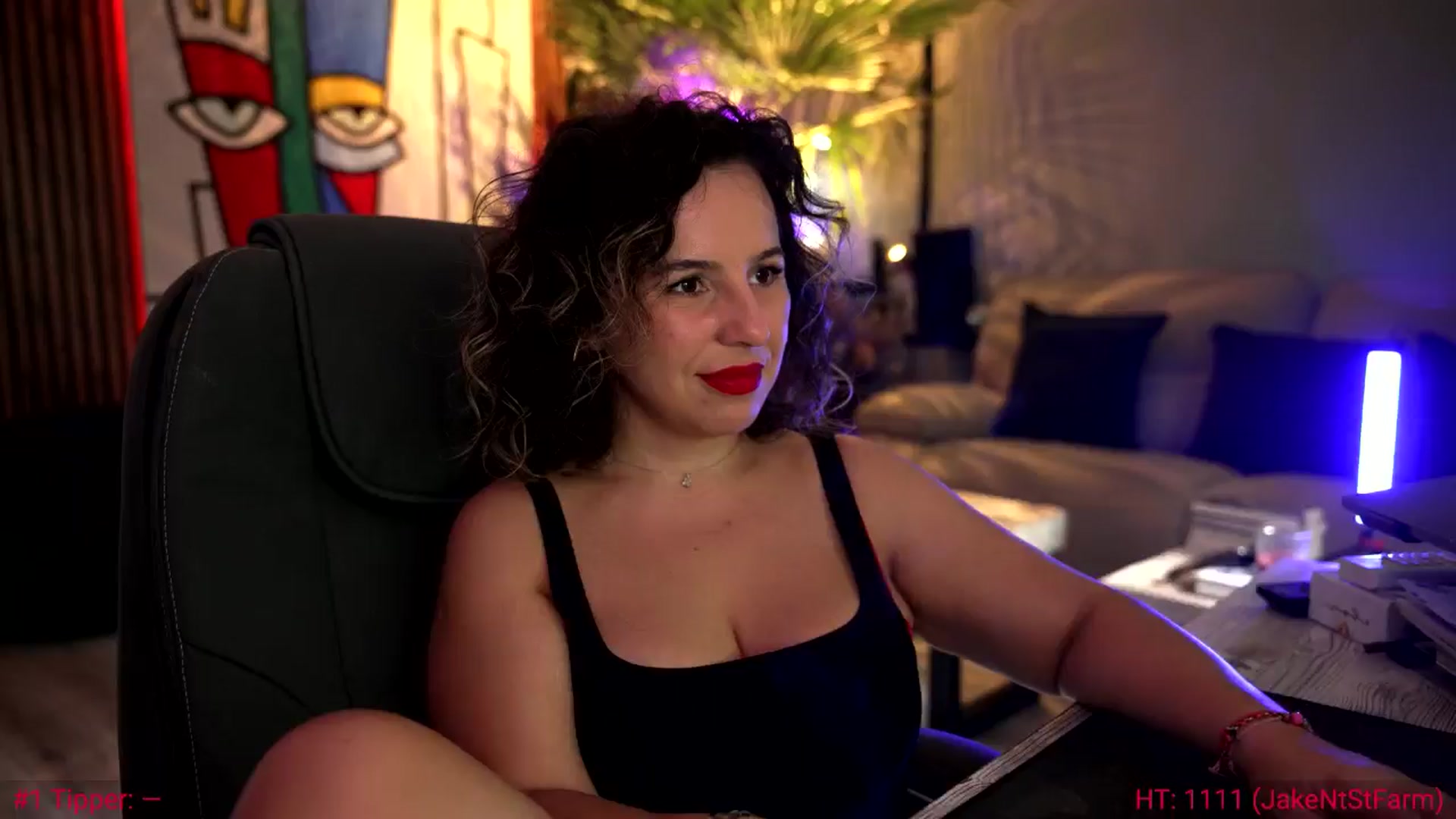 Gallery image thumbnail from SoulVibe's myfreecams stream on, 06/14/2024, 09:16 image 9 of 20