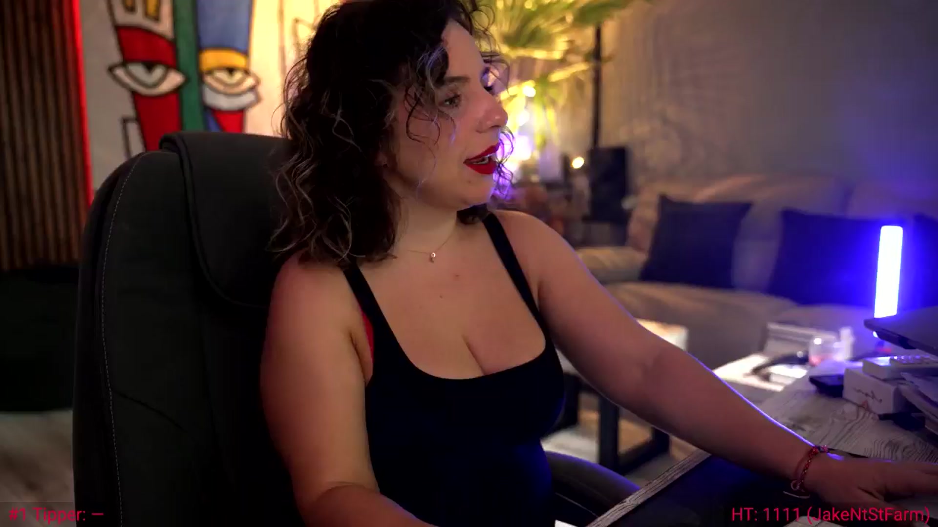 Gallery image thumbnail from SoulVibe's myfreecams stream on, 06/14/2024, 09:16 image 14 of 20