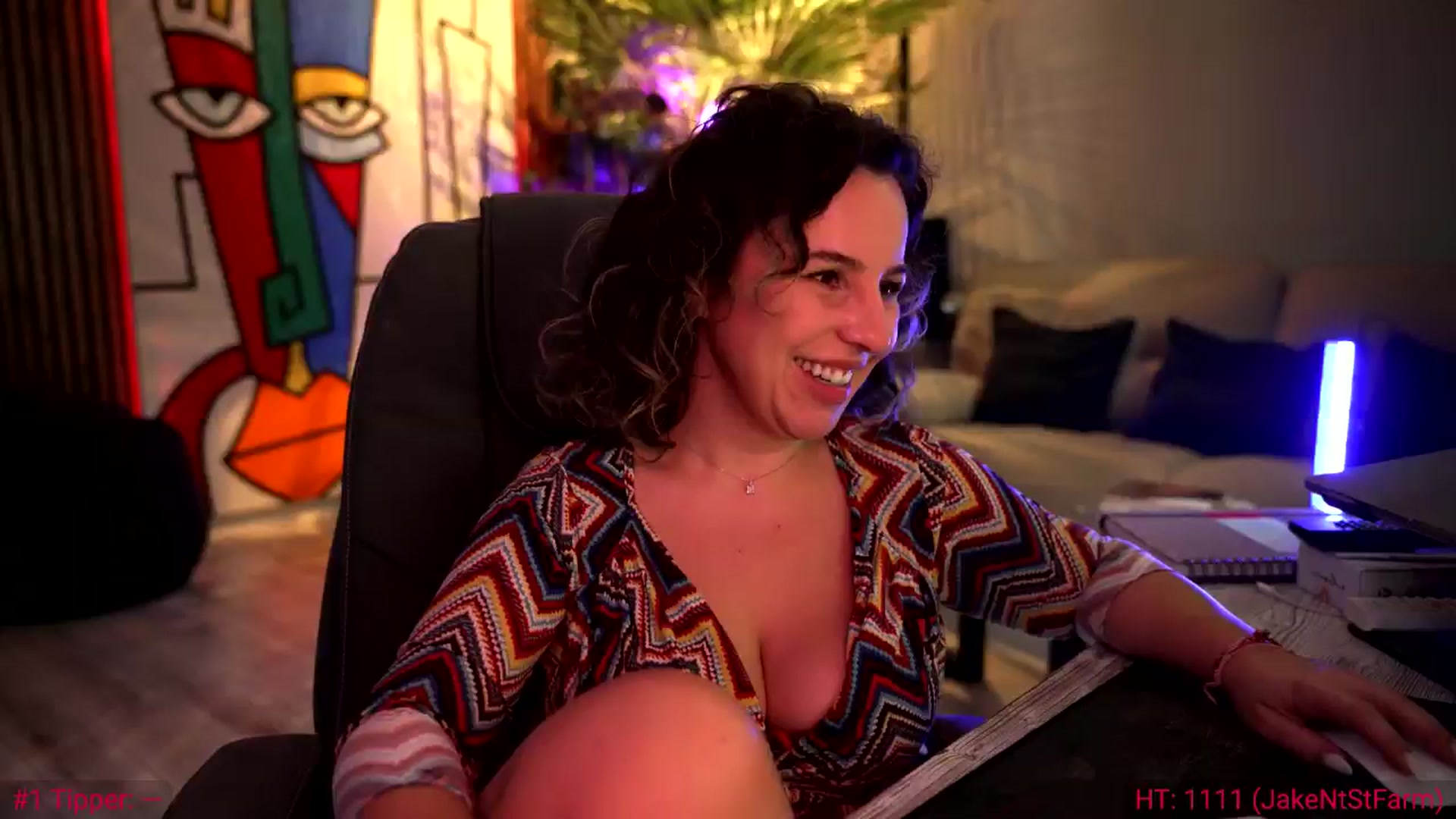 Gallery image thumbnail from SoulVibe's myfreecams stream on, 06/19/2024, 11:43 image 15 of 20
