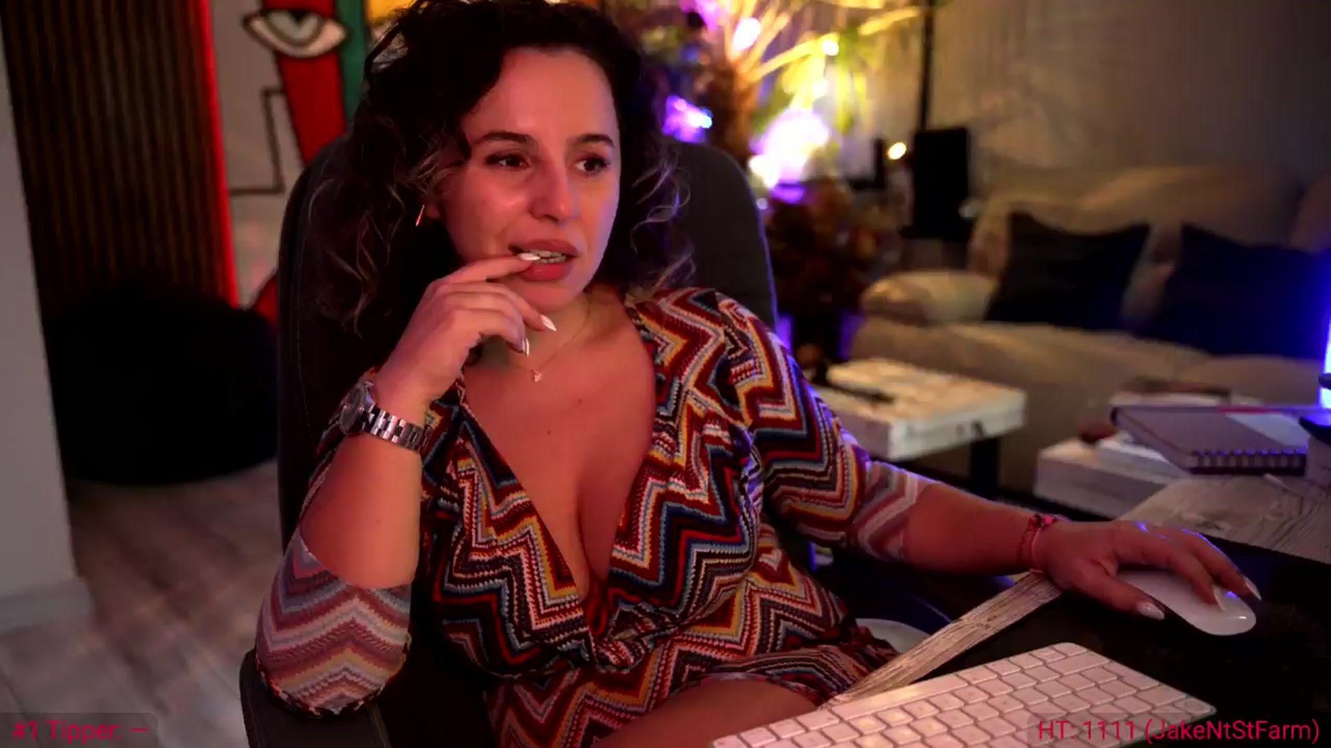 Gallery image thumbnail from SoulVibe's myfreecams stream on, 06/19/2024, 11:43 image 17 of 20