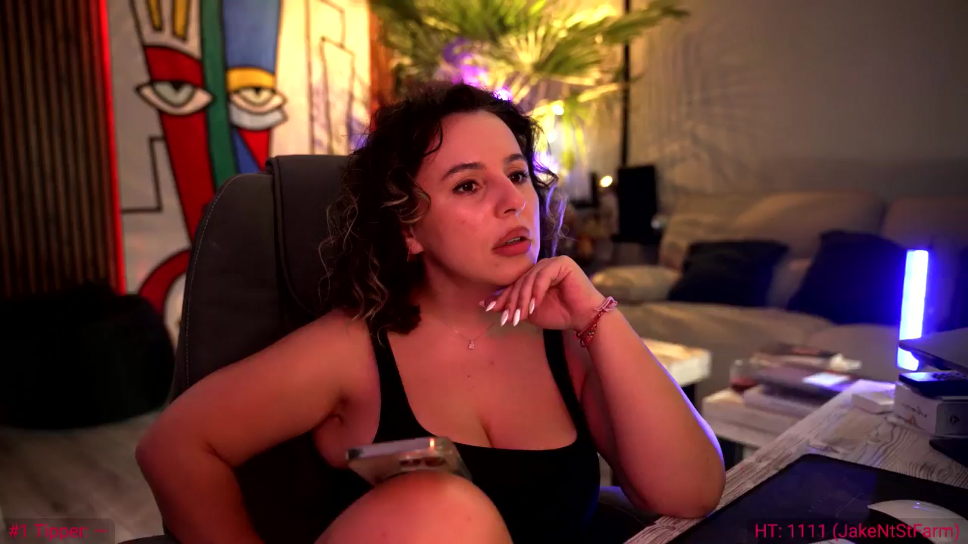 Gallery image thumbnail from SoulVibe's myfreecams stream on, 06/20/2024, 10:01 image 13 of 20