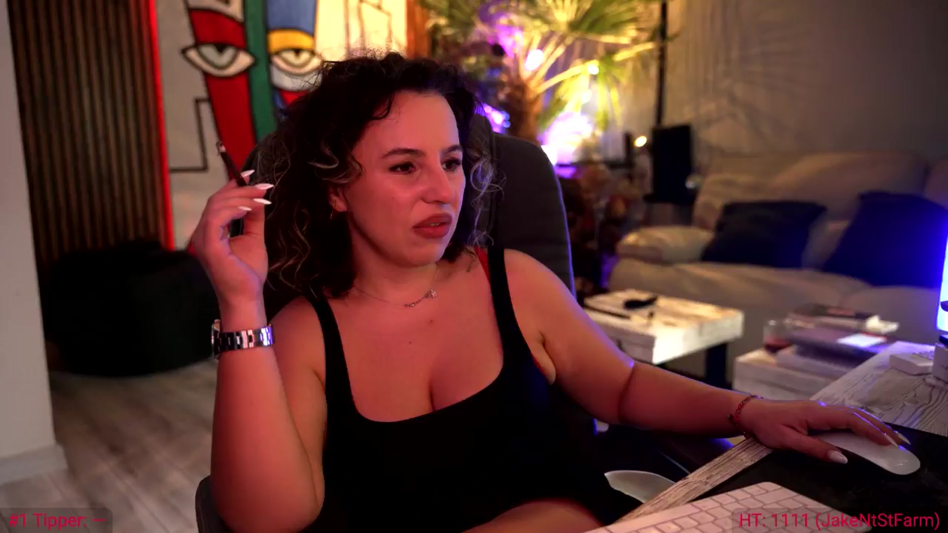 Gallery image thumbnail from SoulVibe's myfreecams stream on, 06/20/2024, 10:01 image 7 of 20