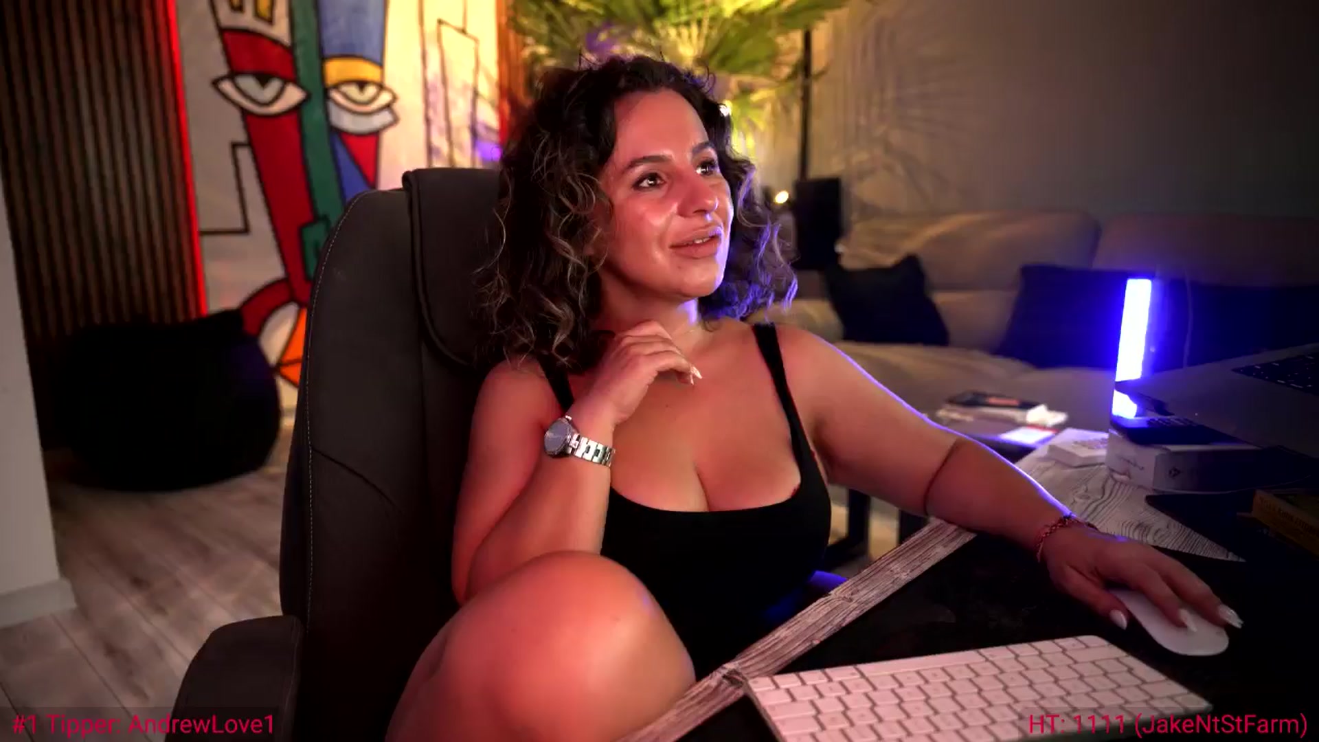 Gallery image thumbnail from SoulVibe's myfreecams stream on, 06/21/2024, 09:41 image 19 of 20