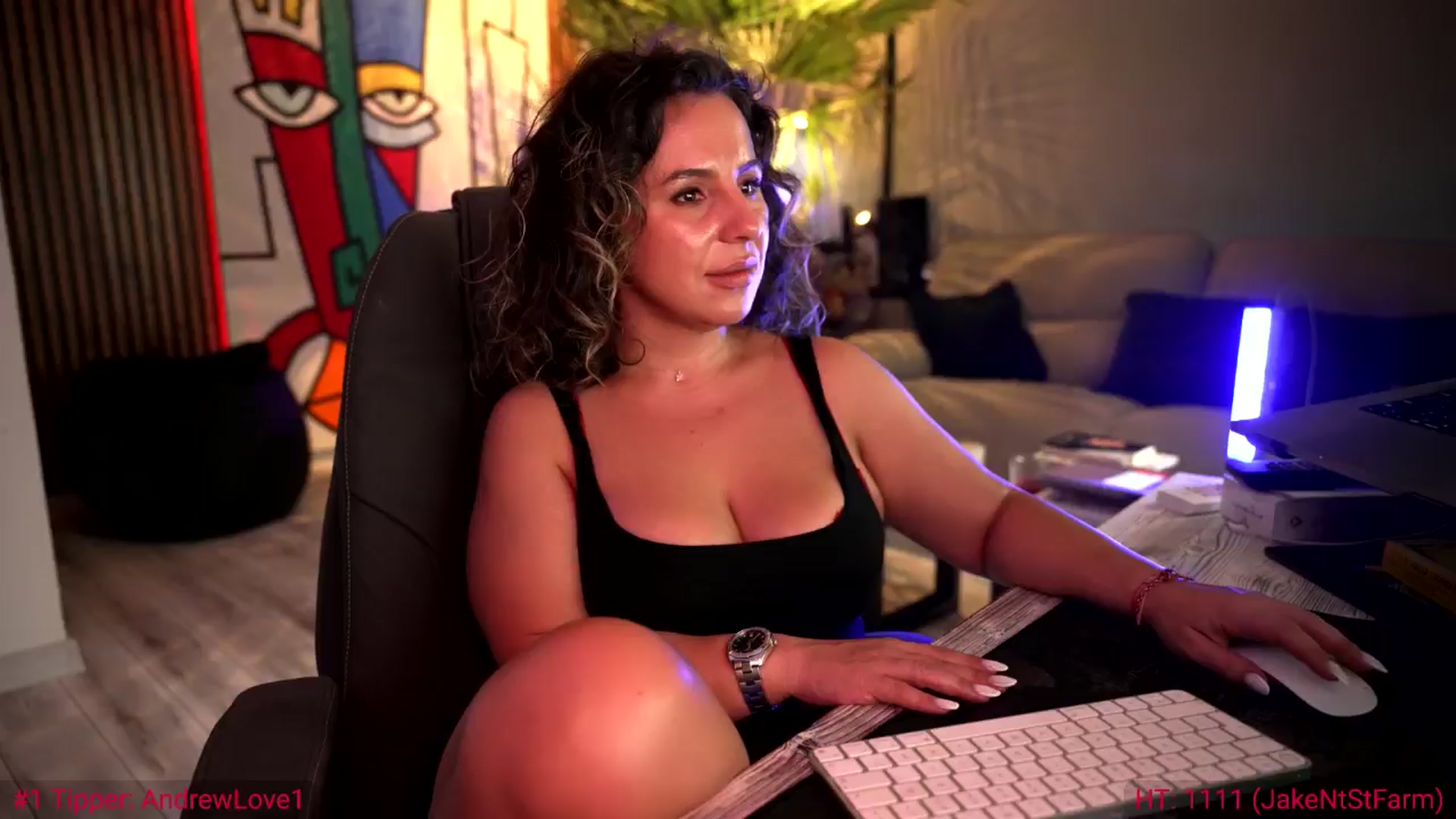 Gallery image thumbnail from SoulVibe's myfreecams stream on, 06/21/2024, 09:41 image 16 of 20