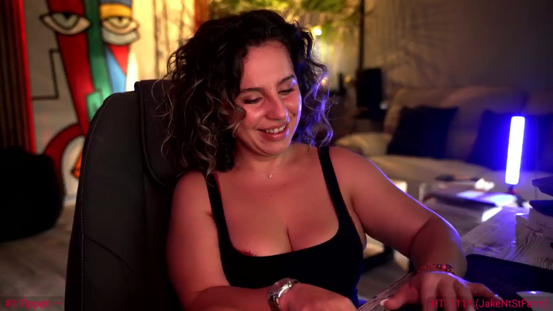 Gallery image thumbnail from SoulVibe's myfreecams stream on, 06/21/2024, 17:03 image 17 of 20