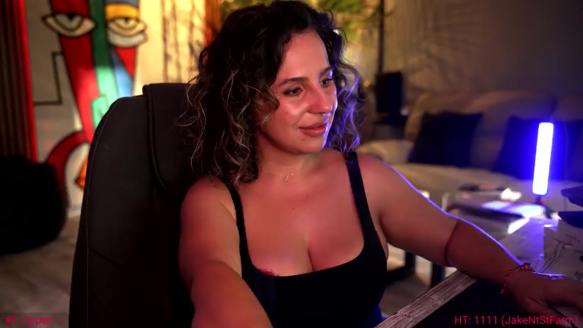 Gallery image thumbnail from SoulVibe's myfreecams stream on, 06/21/2024, 17:03 image 16 of 20