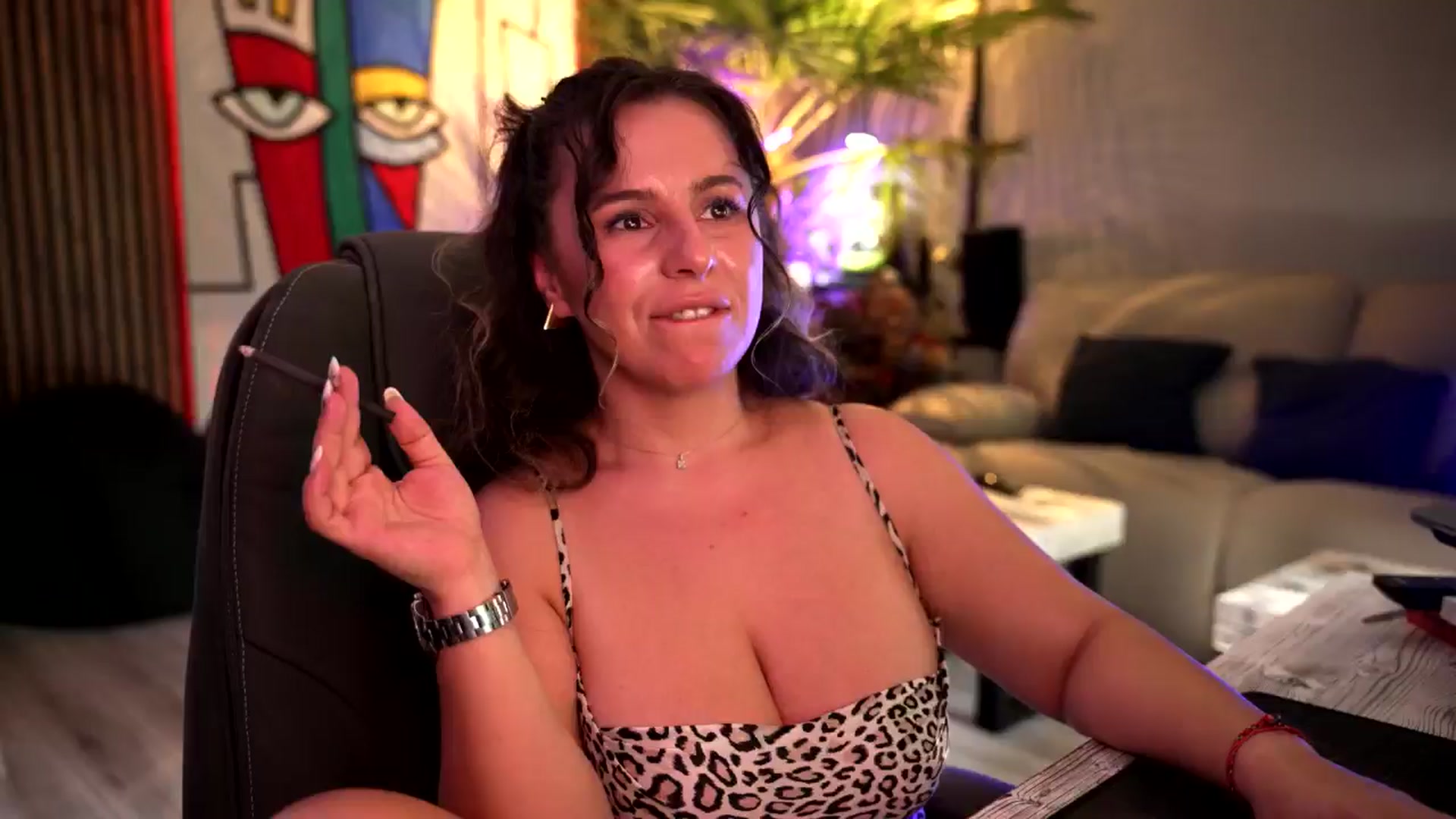 Gallery image thumbnail from SoulVibe's myfreecams stream on, 07/28/2024, 08:49 image 10 of 20