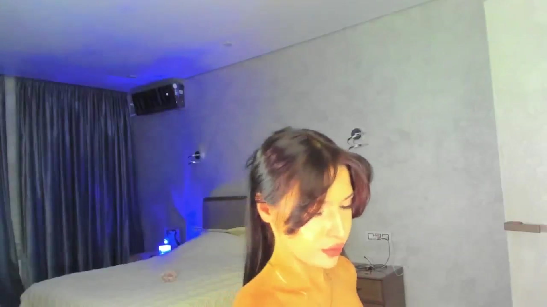 Gallery image thumbnail from SoulVibeK's myfreecams stream on, 08/13/2025, 19:06 image 16 of 20