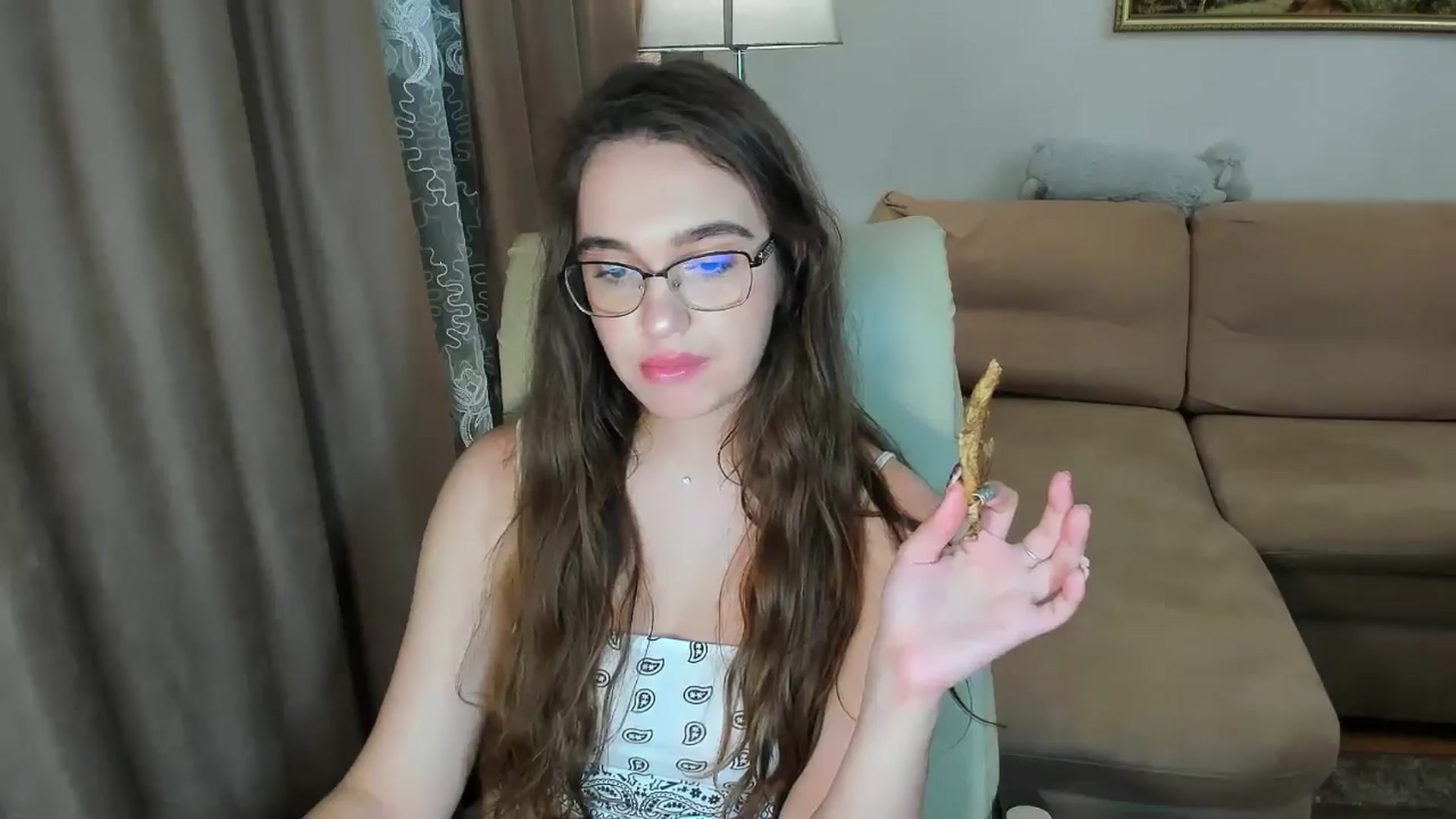 Gallery image thumbnail from SoulfulBarbie's myfreecams stream on, 06/29/2024, 19:06 image 12 of 20