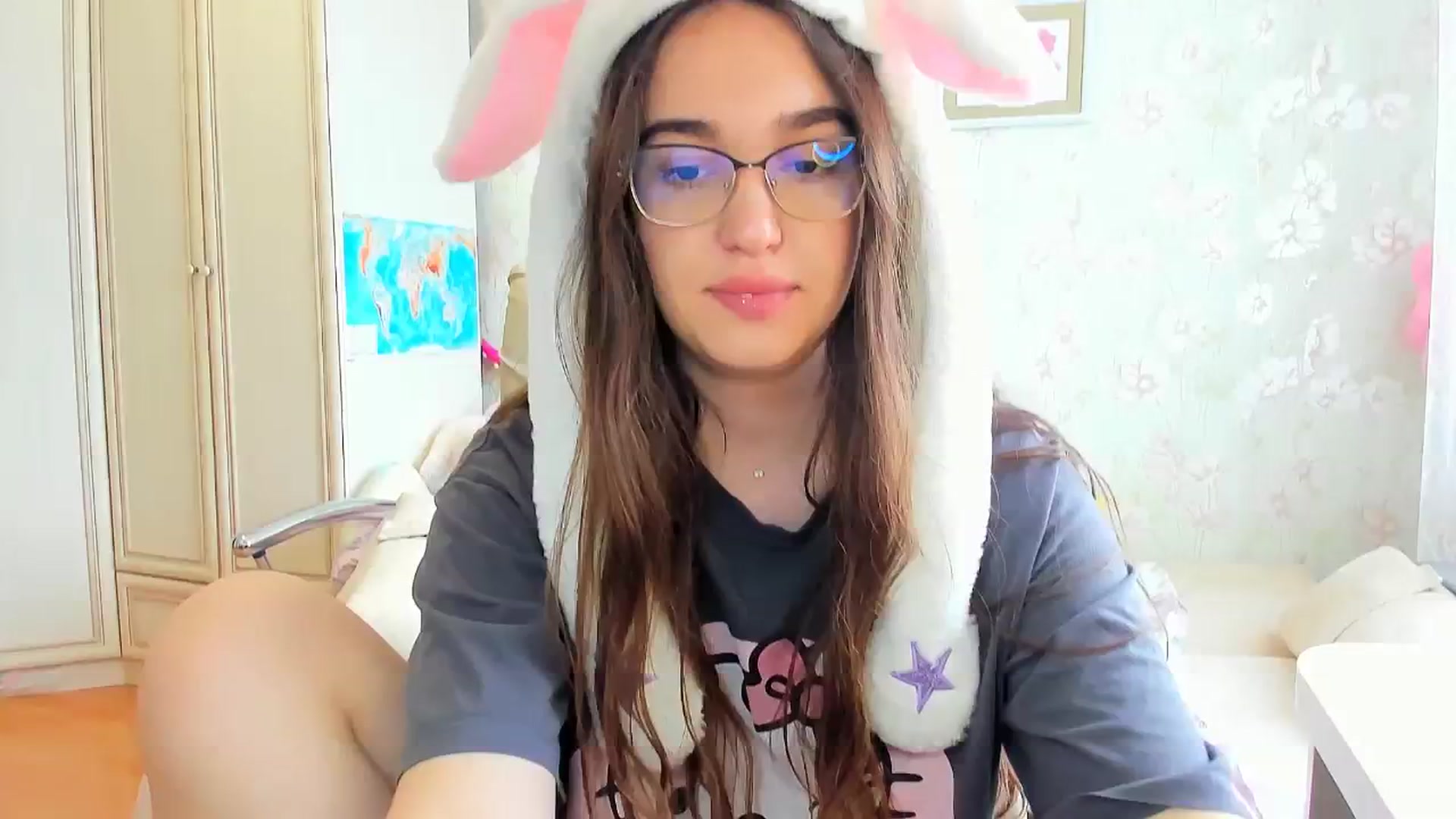 Gallery image thumbnail from SoulfulBarbie's myfreecams stream on, 06/30/2024, 11:00 image 8 of 20