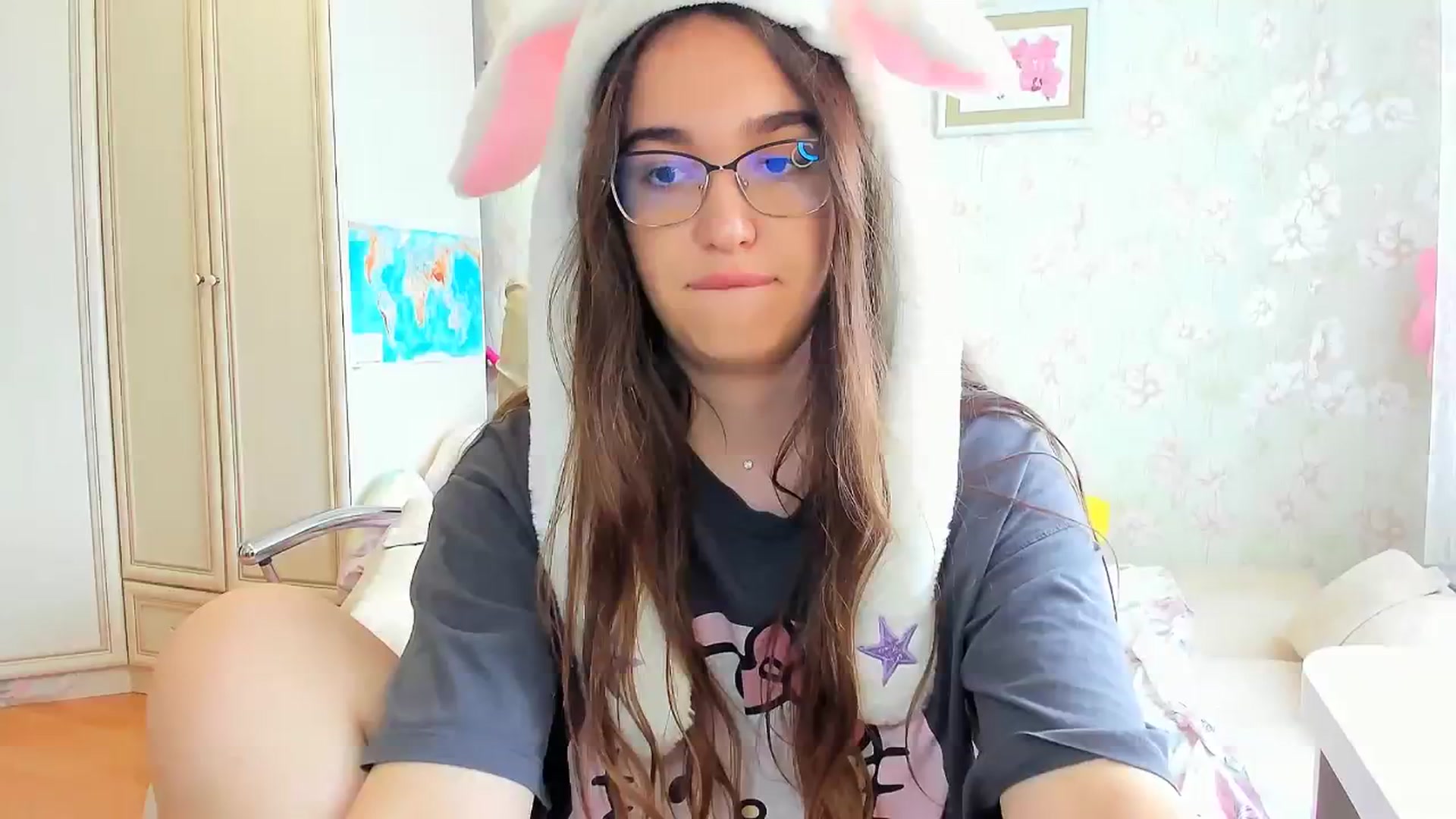 Gallery image thumbnail from SoulfulBarbie's myfreecams stream on, 06/30/2024, 11:00 image 11 of 20