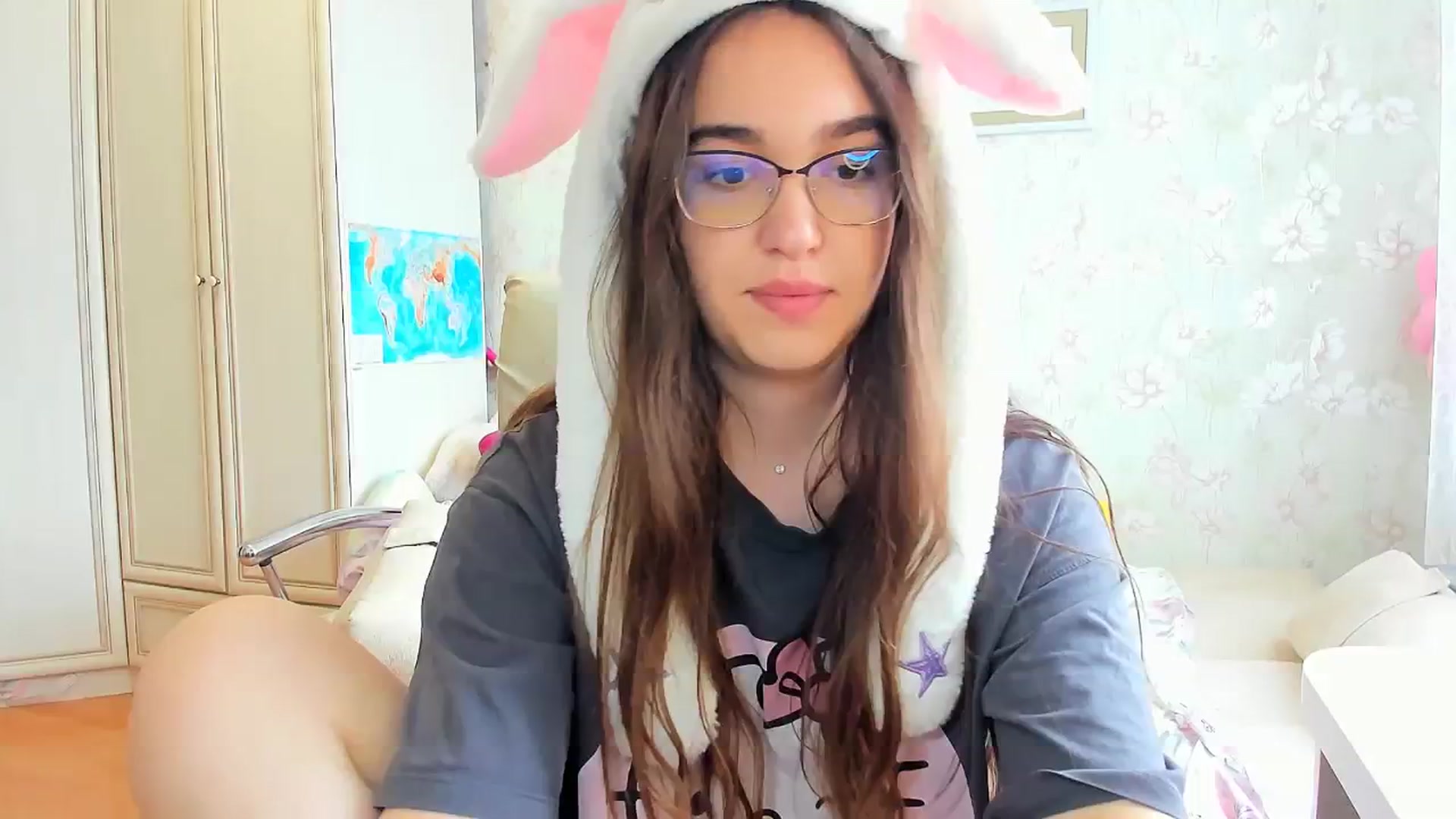 Gallery image thumbnail from SoulfulBarbie's myfreecams stream on, 06/30/2024, 11:00 image 12 of 20