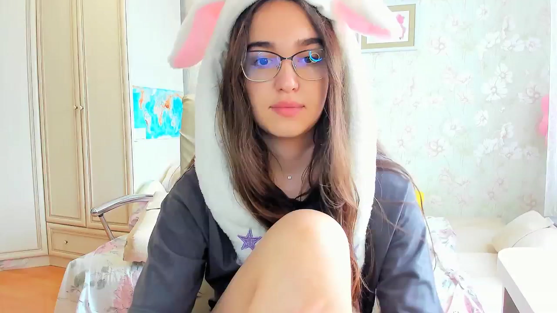 Gallery image thumbnail from SoulfulBarbie's myfreecams stream on, 06/30/2024, 11:00 image 13 of 20