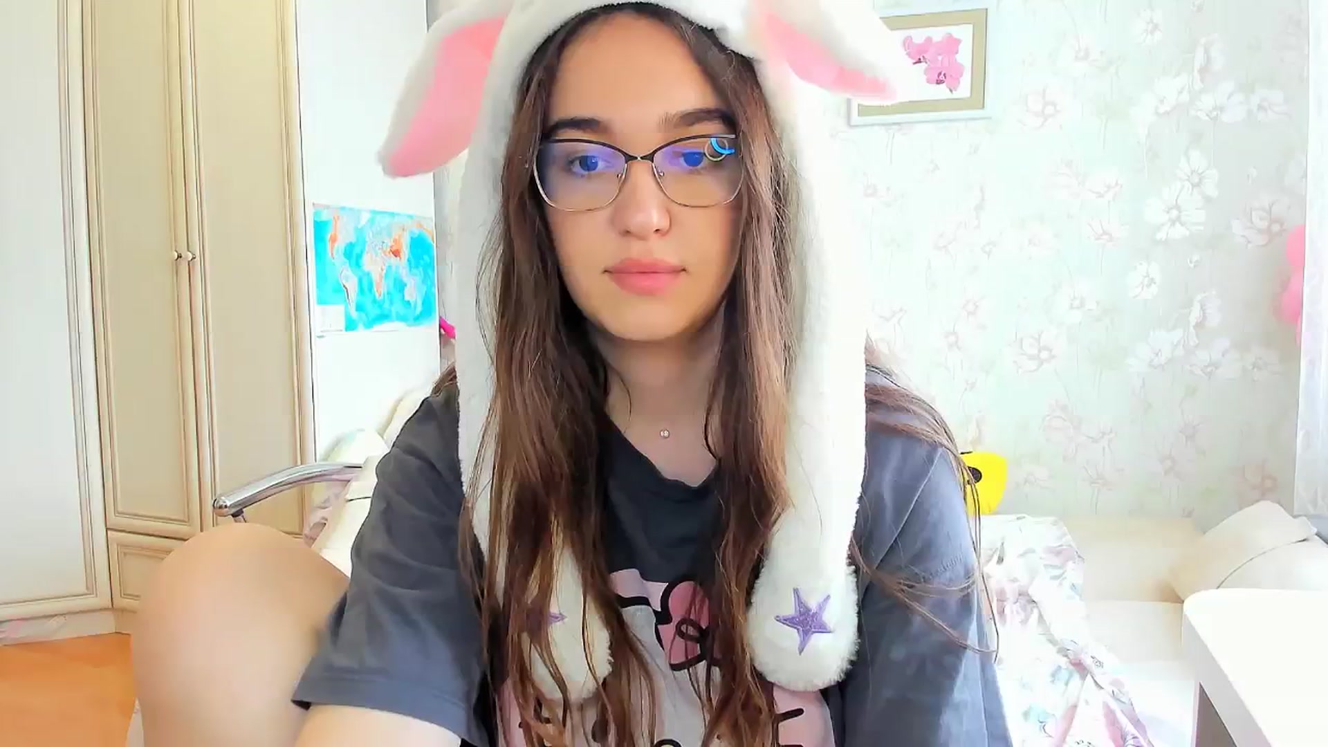 Gallery image thumbnail from SoulfulBarbie's myfreecams stream on, 06/30/2024, 11:00 image 6 of 20