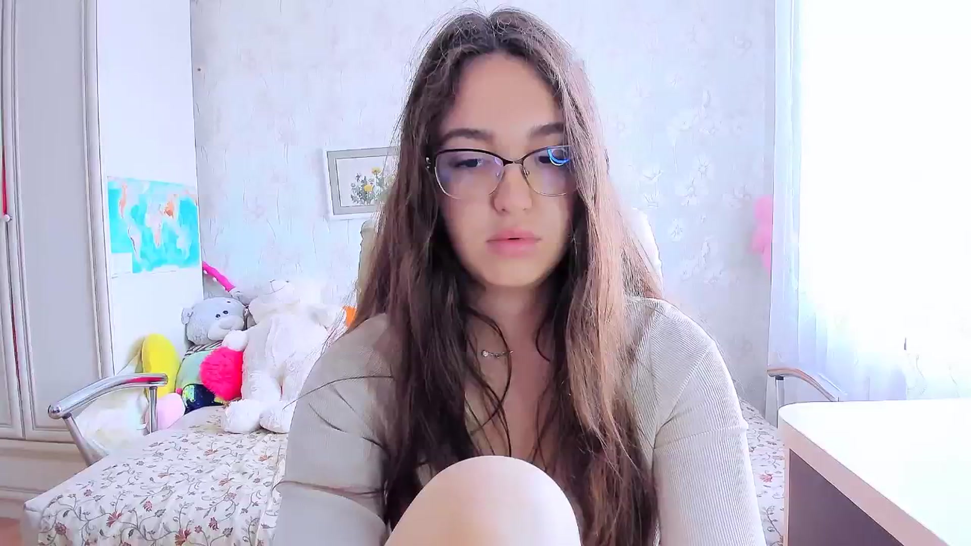 Gallery image thumbnail from SoulfulBarbie's myfreecams stream on, 08/20/2024, 08:58 image 13 of 20