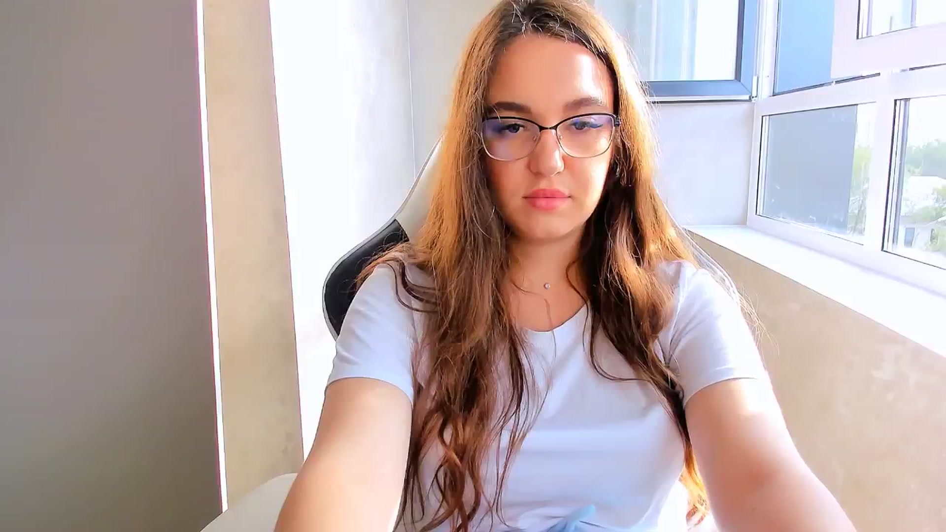 Gallery image thumbnail from SoulfulBarbie's myfreecams stream on, 09/10/2024, 12:44 image 12 of 20
