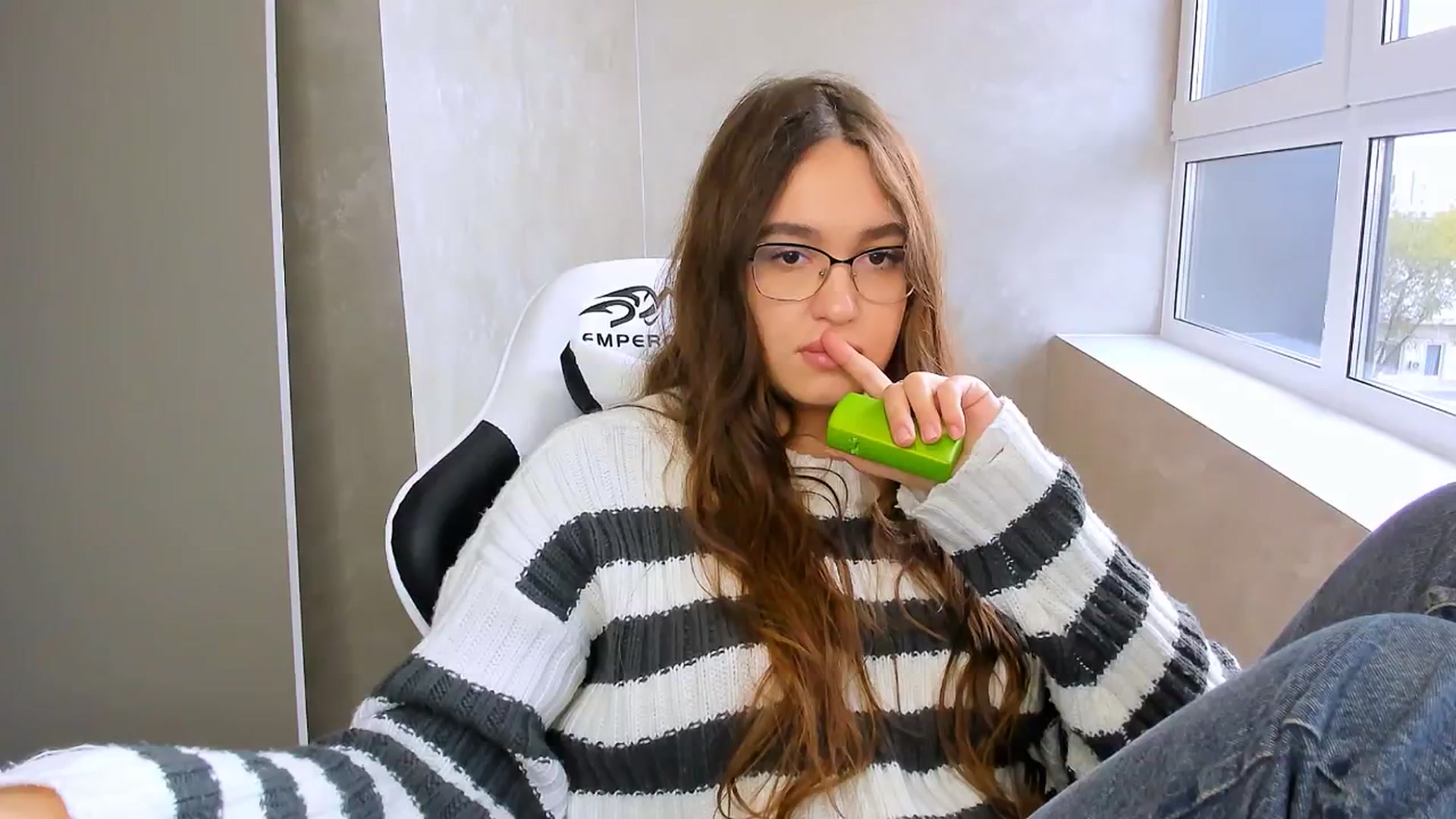 Gallery image thumbnail from SoulfulBarbie's myfreecams stream on, 10/10/2024, 11:47 image 19 of 20