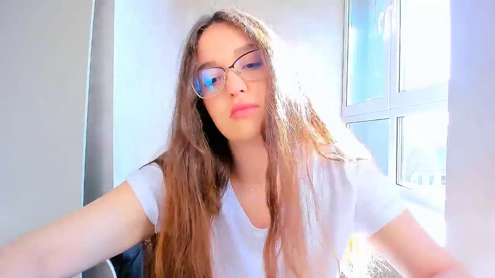 Gallery image thumbnail from SoulfulBarbie's myfreecams stream on, 10/17/2024, 11:24 image 9 of 20