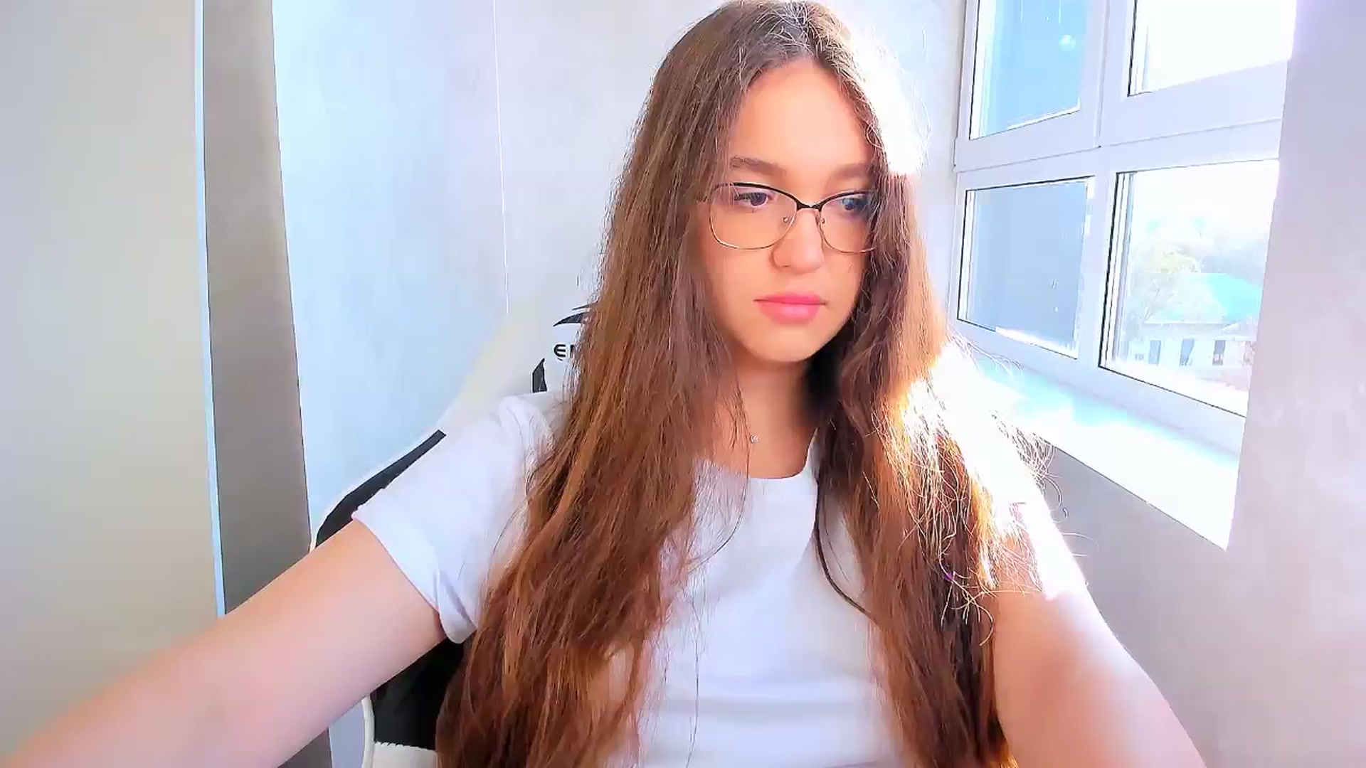 Gallery image thumbnail from SoulfulBarbie's myfreecams stream on, 10/17/2024, 12:18 image 4 of 20