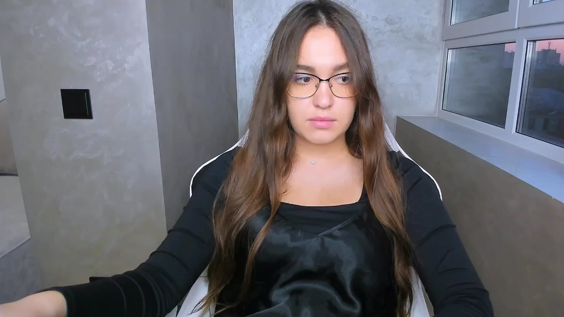 Gallery image thumbnail from SoulfulBarbie's myfreecams stream on, 10/21/2024, 13:47 image 9 of 20