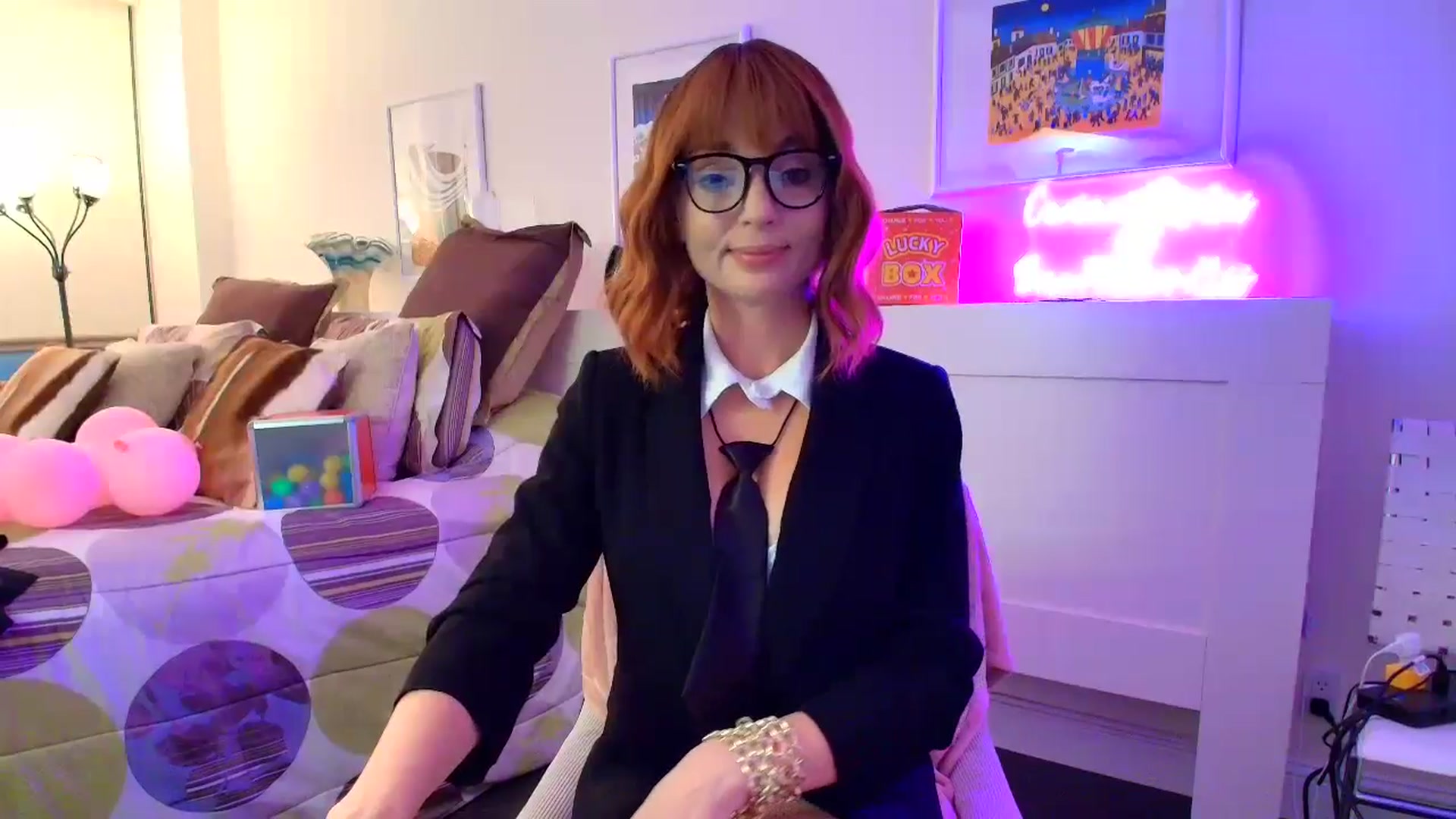 Gallery image thumbnail from SouthGirl's myfreecams stream on, 01/28/2026, 04:17 image 16 of 20