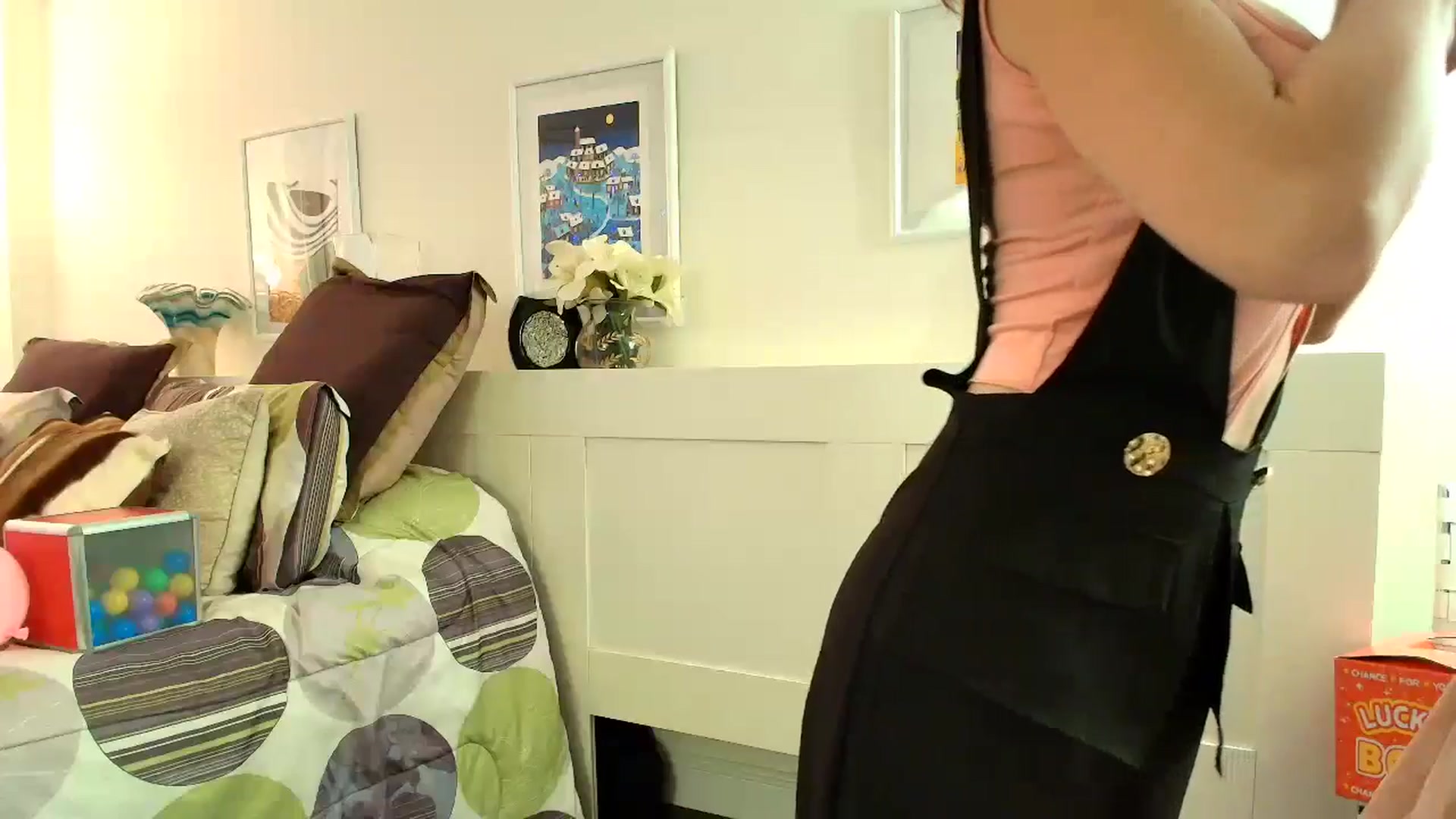 Gallery image thumbnail from SouthGirl's myfreecams stream on, 01/30/2026, 23:25 image 14 of 20