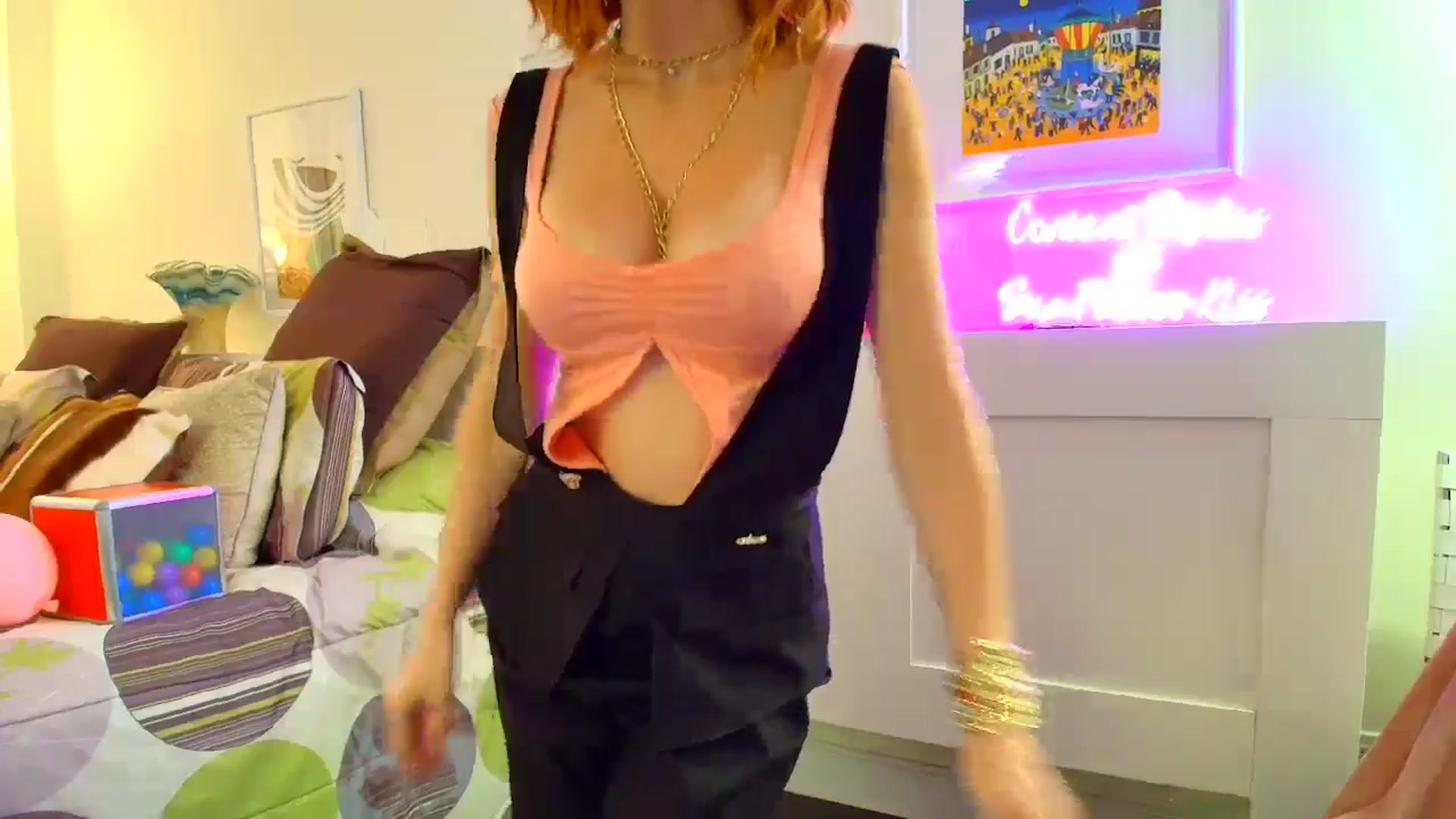 Gallery image thumbnail from SouthGirl's myfreecams stream on, 01/31/2026, 01:41 image 14 of 20