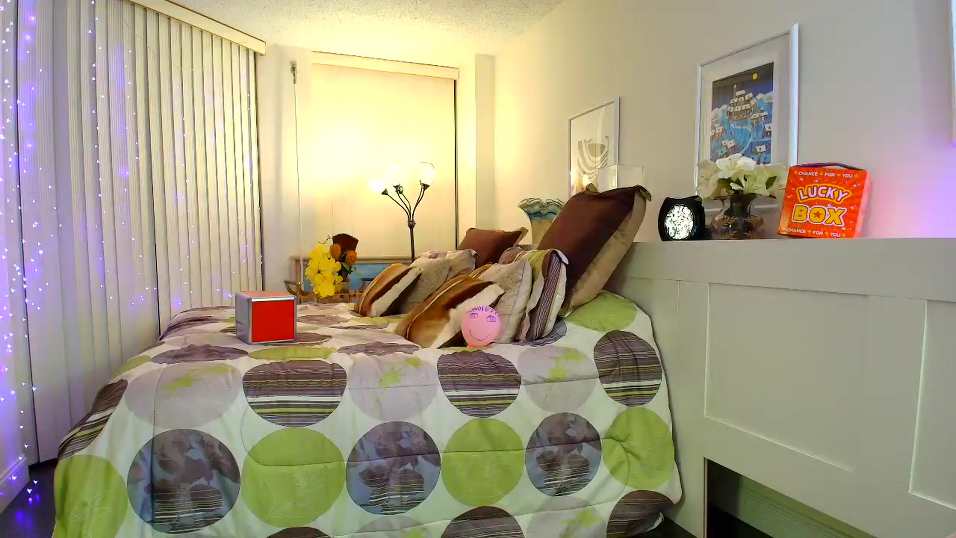 Gallery image thumbnail from SouthGirl's myfreecams stream on, 02/10/2026, 05:59 image 7 of 20