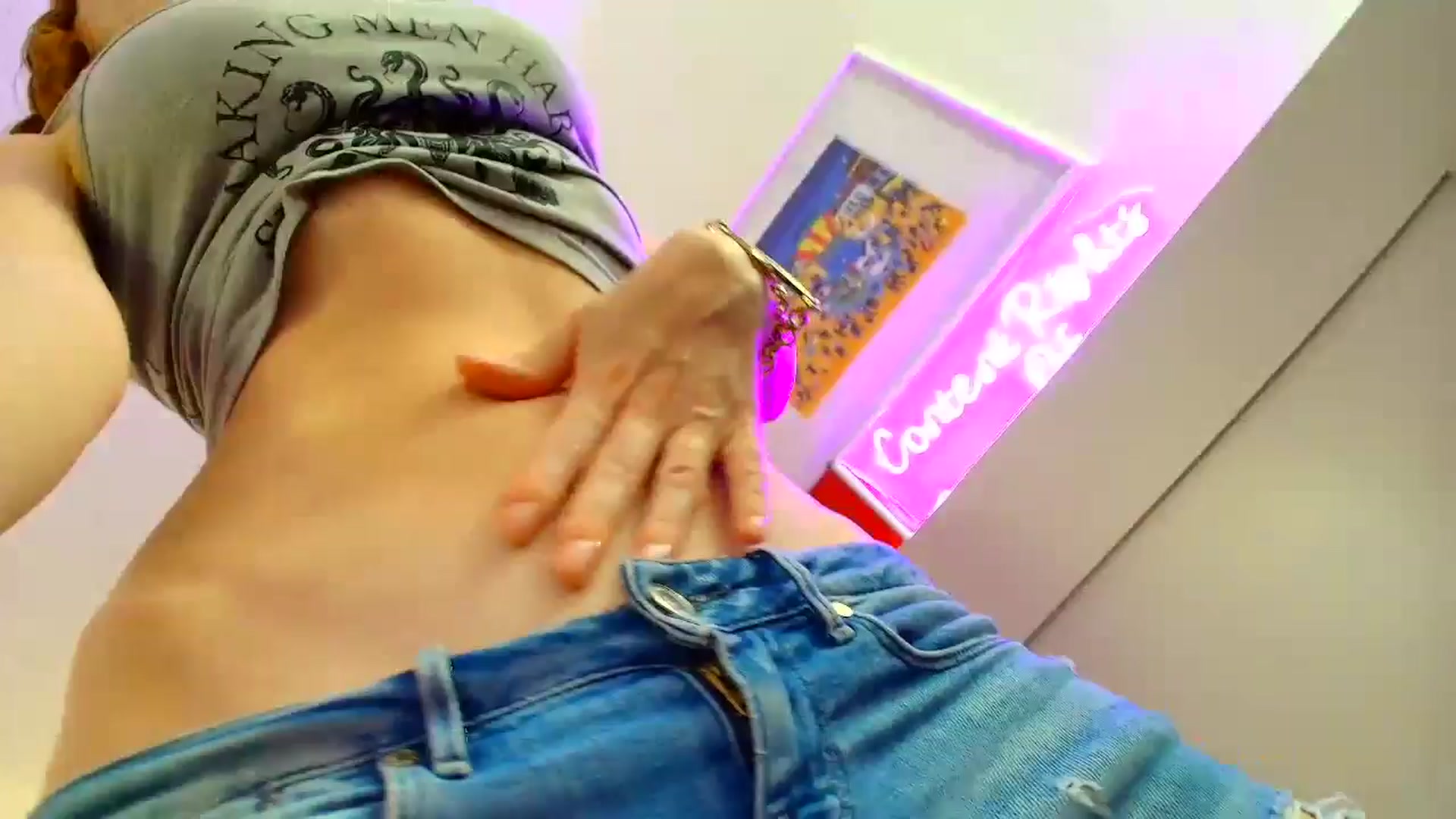 Gallery image thumbnail from SouthGirl's myfreecams stream on, 02/15/2026, 03:34 image 1 of 20